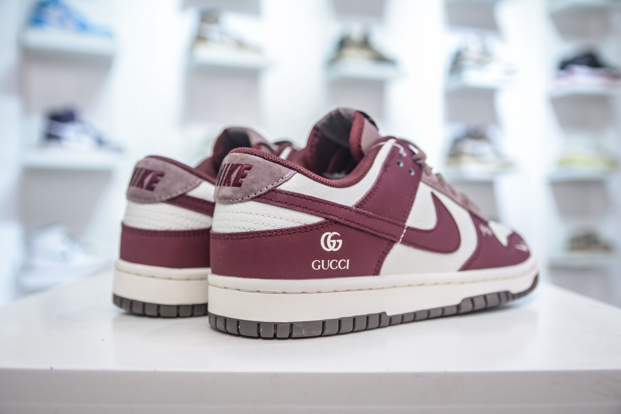 260 Nike SB Dunk Low x GUCCI 古驰联名-白酒红 FX1588-302