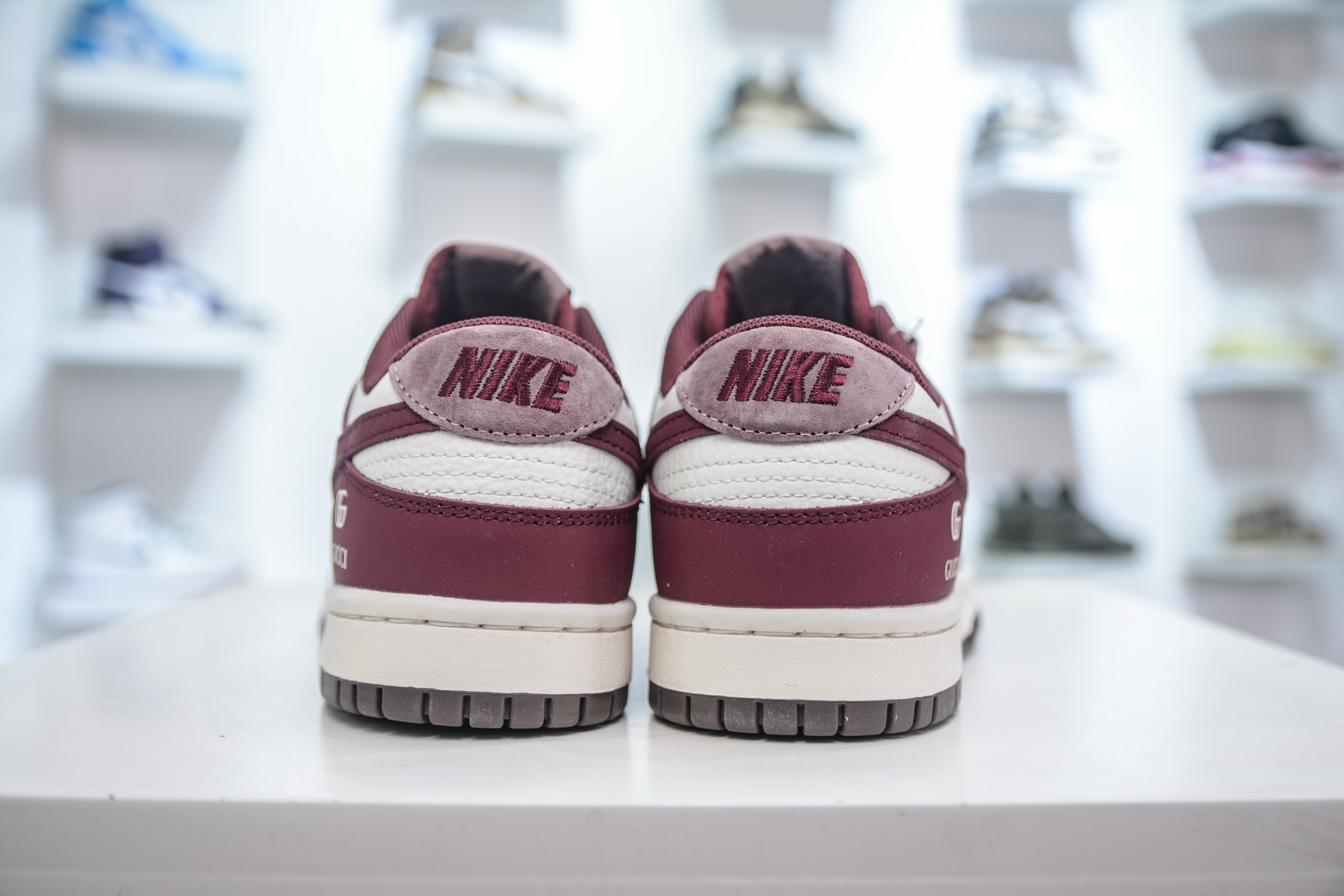 260 Nike SB Dunk Low x GUCCI 古驰联名-白酒红 FX1588-302