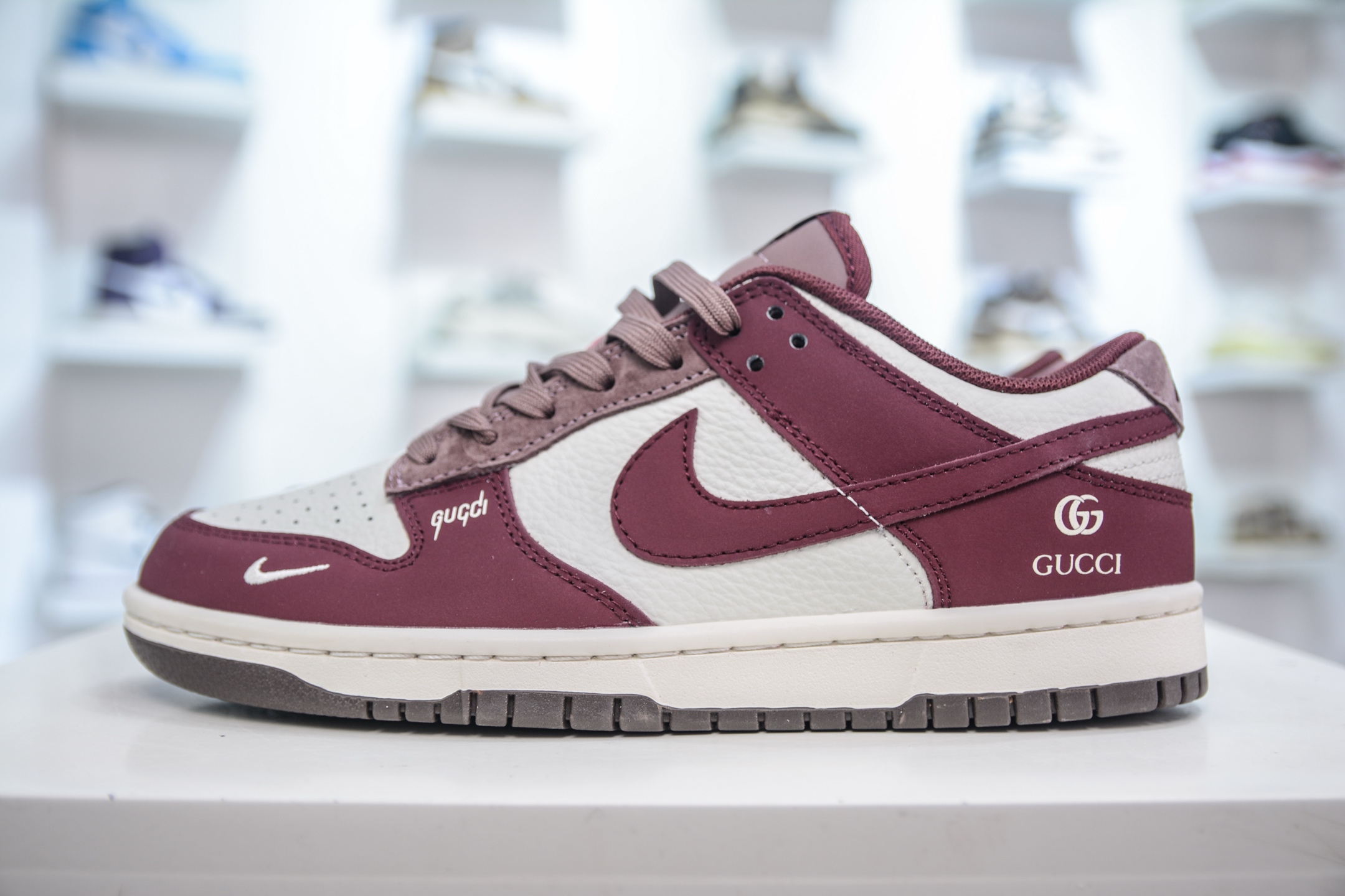 260 Nike SB Dunk Low x GUCCI 古驰联名-白酒红 FX1588-302
