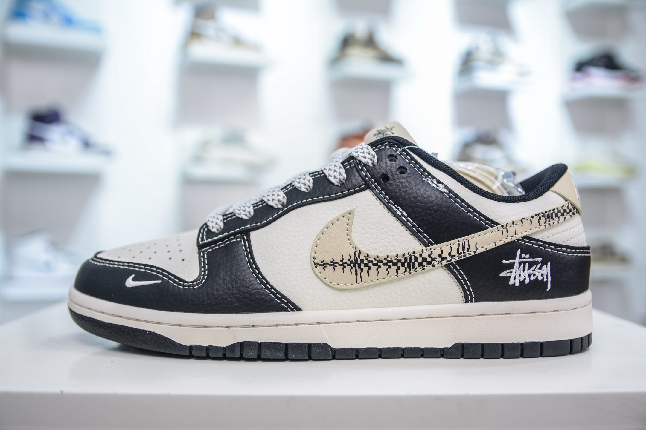 280 Nike SB Dunk Low x Stussy 斯图西联名-新浪熊猫 ZH2598-271