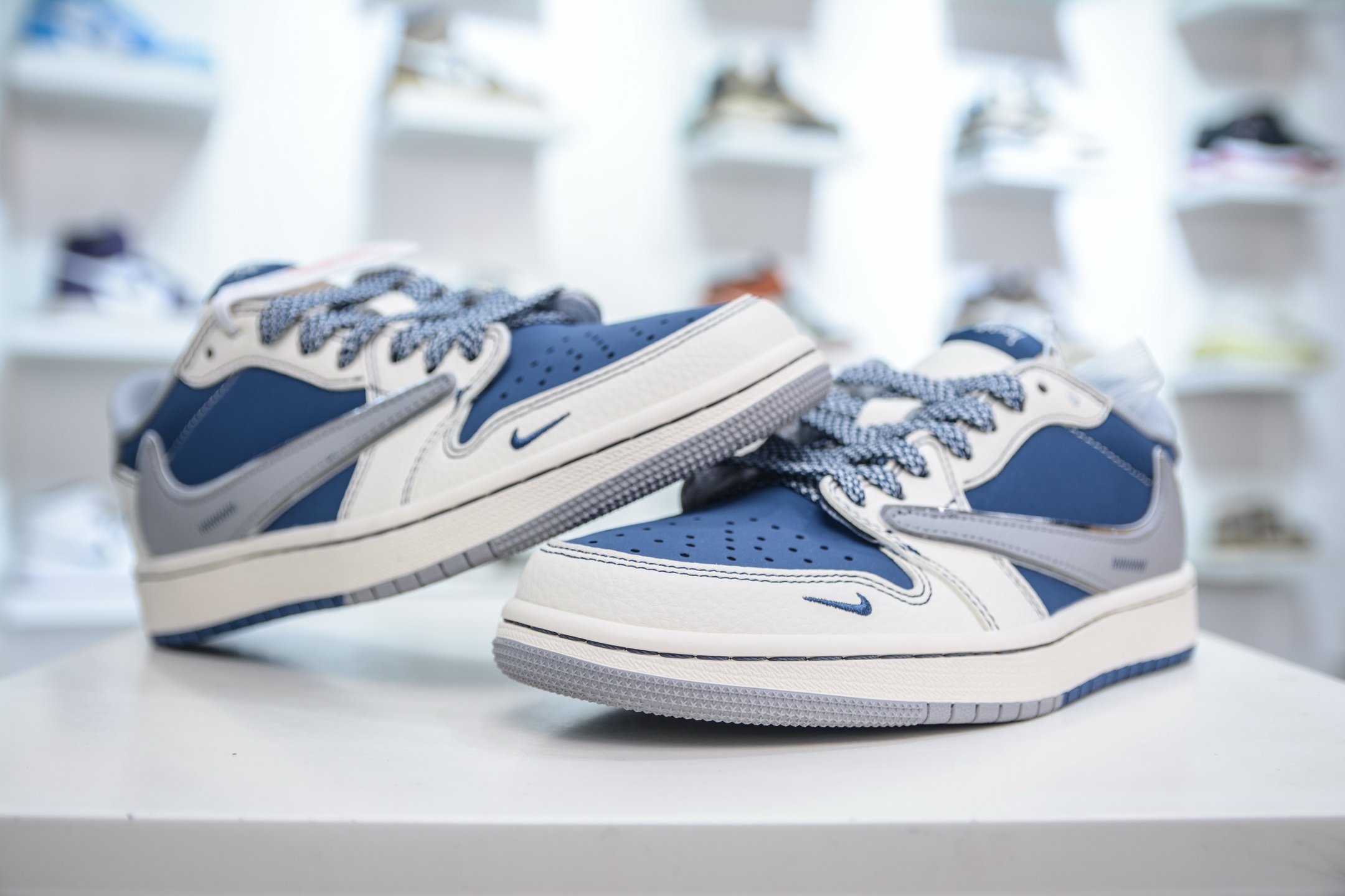 270 TS x Air Jordan x Stussy AJ1 Low 倒钩低帮联名斯图西-白蓝灰勾 ZH2598-245