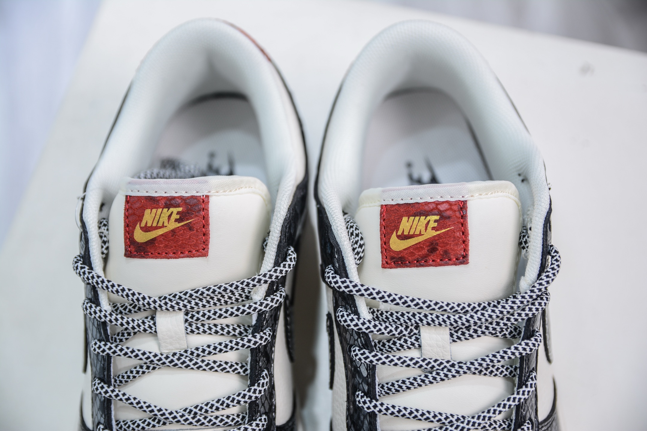 280 Nike SB Dunk Low 蛇年限定 银鳞银勾 YX5066-293