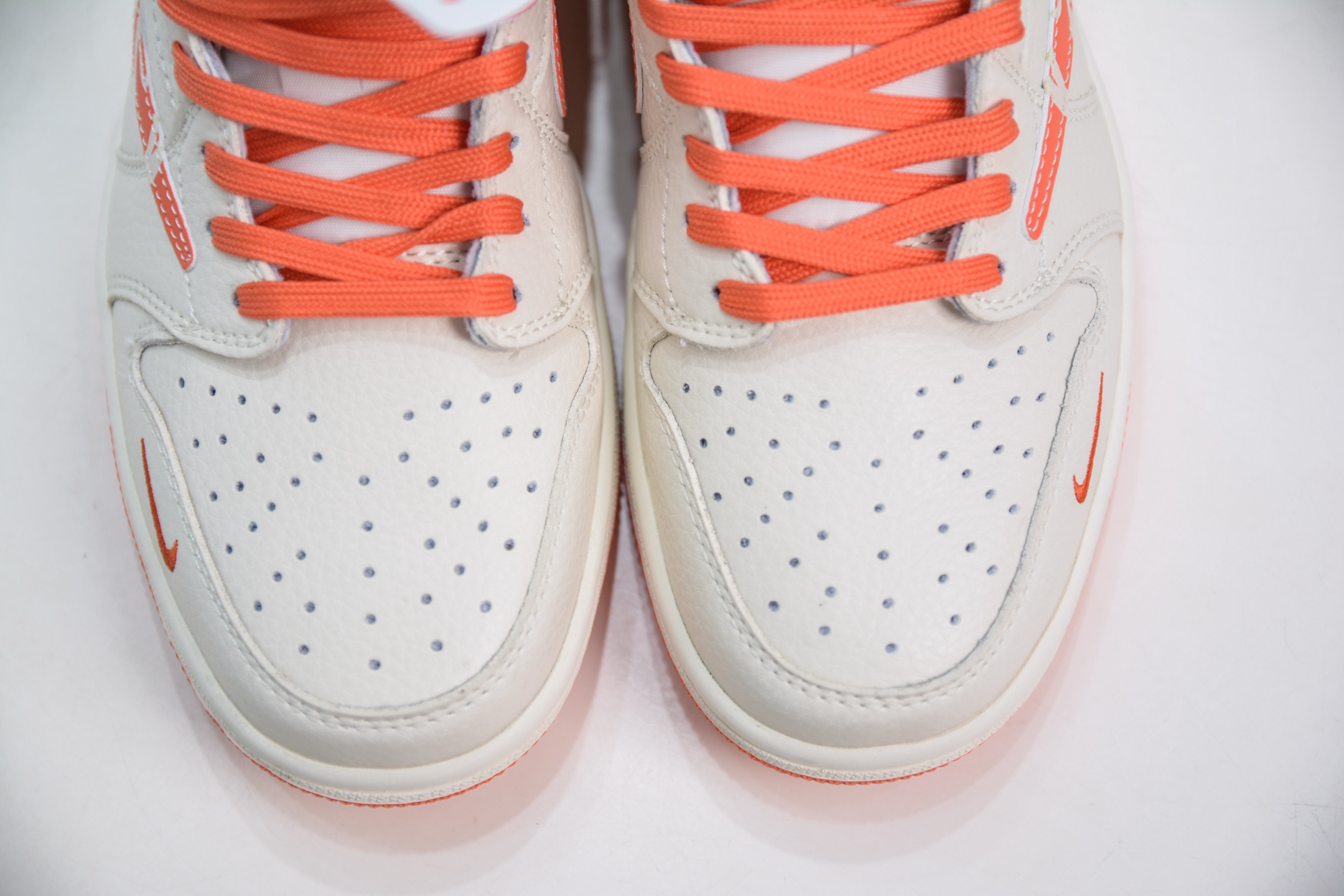 270 TS x Air Jordan x Stussy AJ1 Low 倒钩低帮联名斯图西-夏日橙 LD2025-020