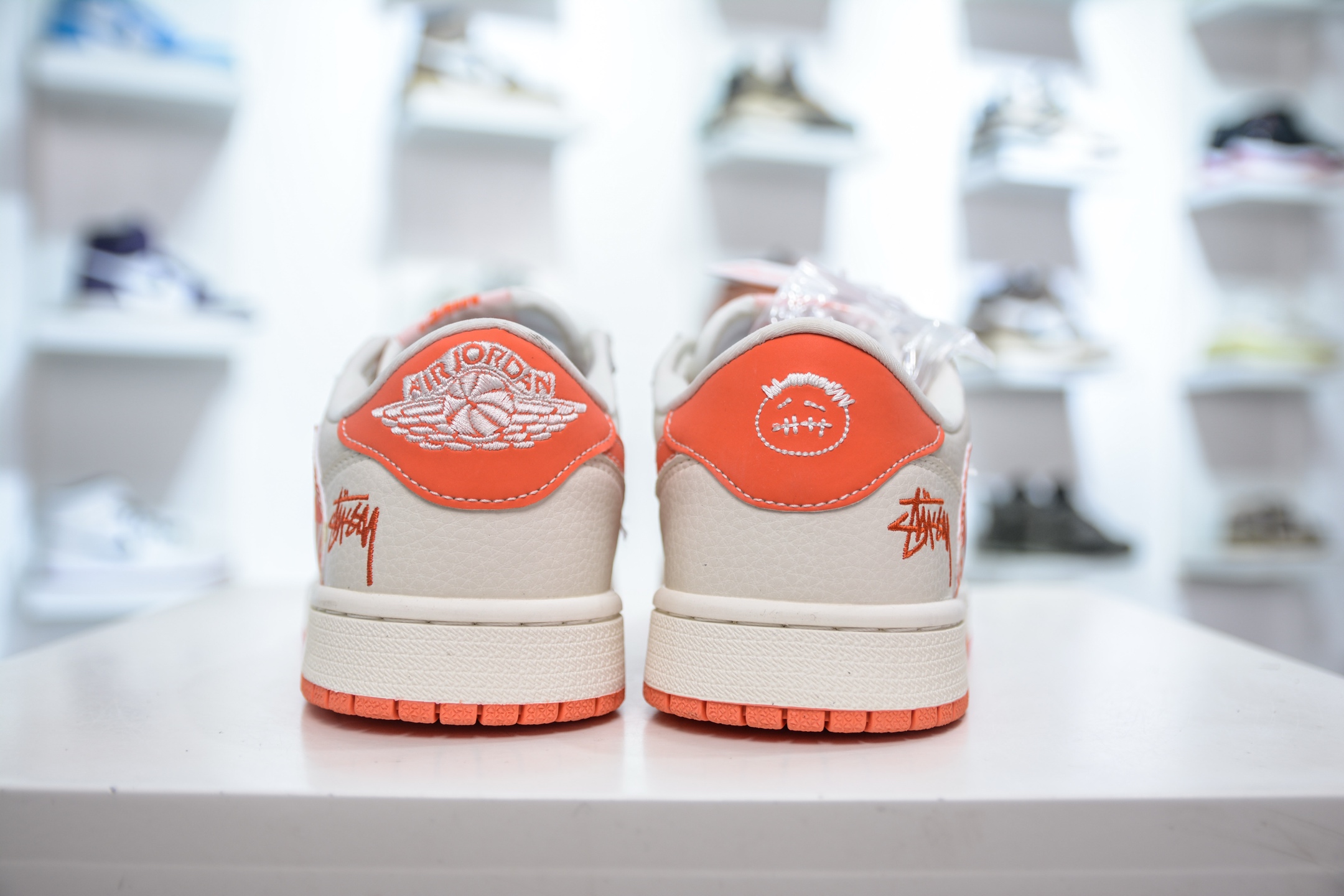 270 TS x Air Jordan x Stussy AJ1 Low 倒钩低帮联名斯图西-夏日橙 LD2025-020