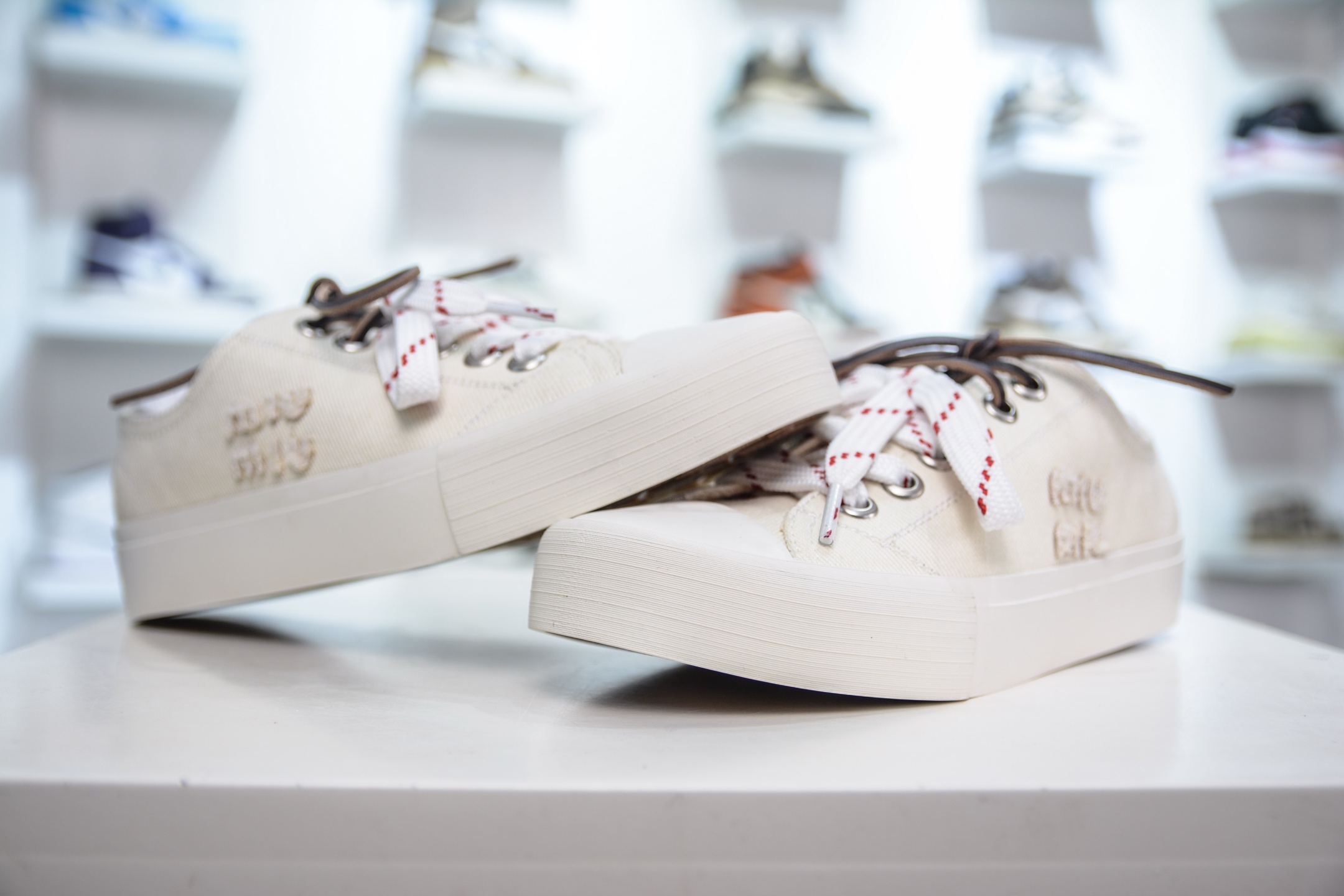 350 MiuMiu 缪缪 最新款 水洗 丹宁 牛仔布 帆布鞋 厚底 休闲 运动鞋