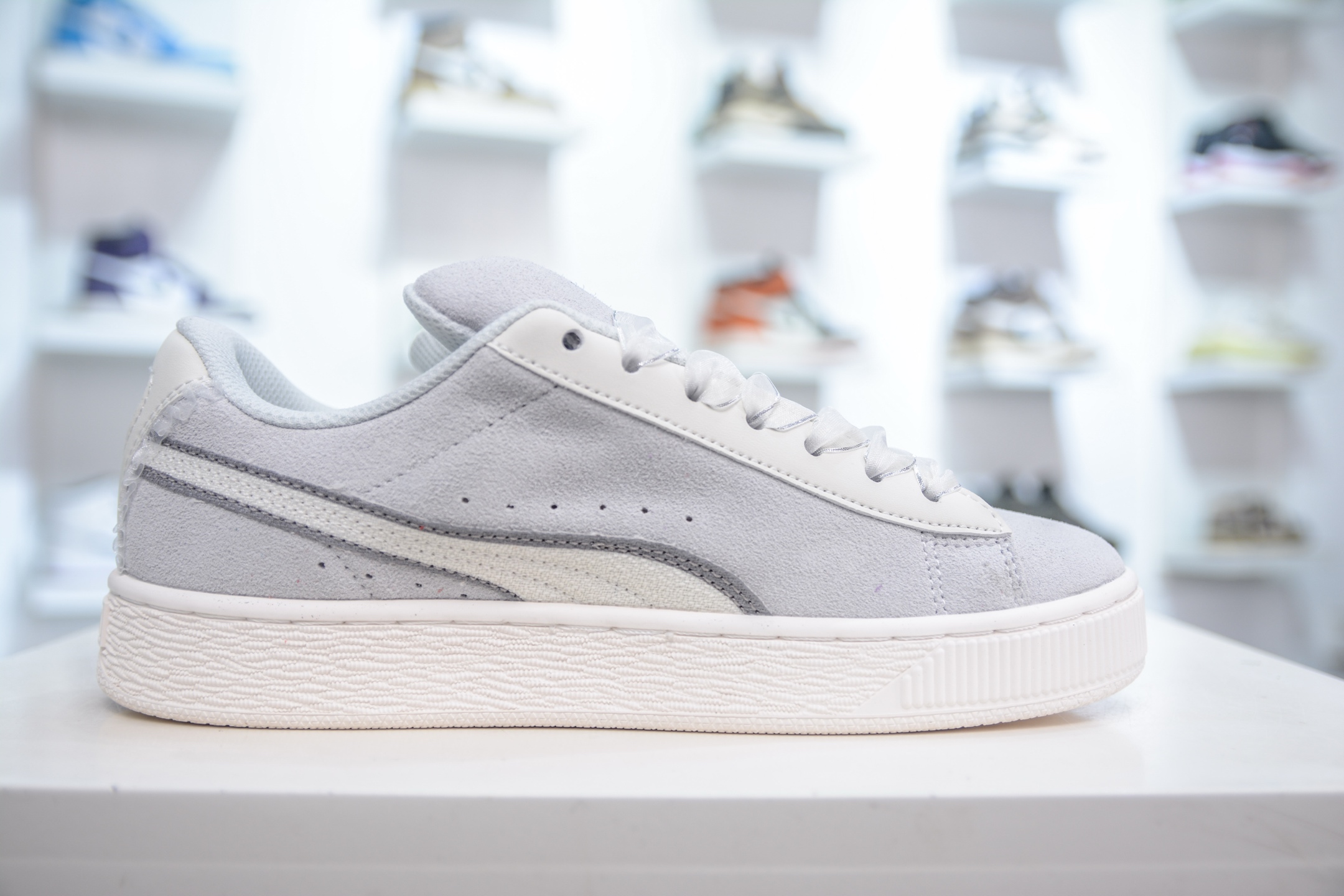  
PUMA Suede Low XLBlack Sliver 彪马经典明星系列低帮面包风复古百搭休闲运