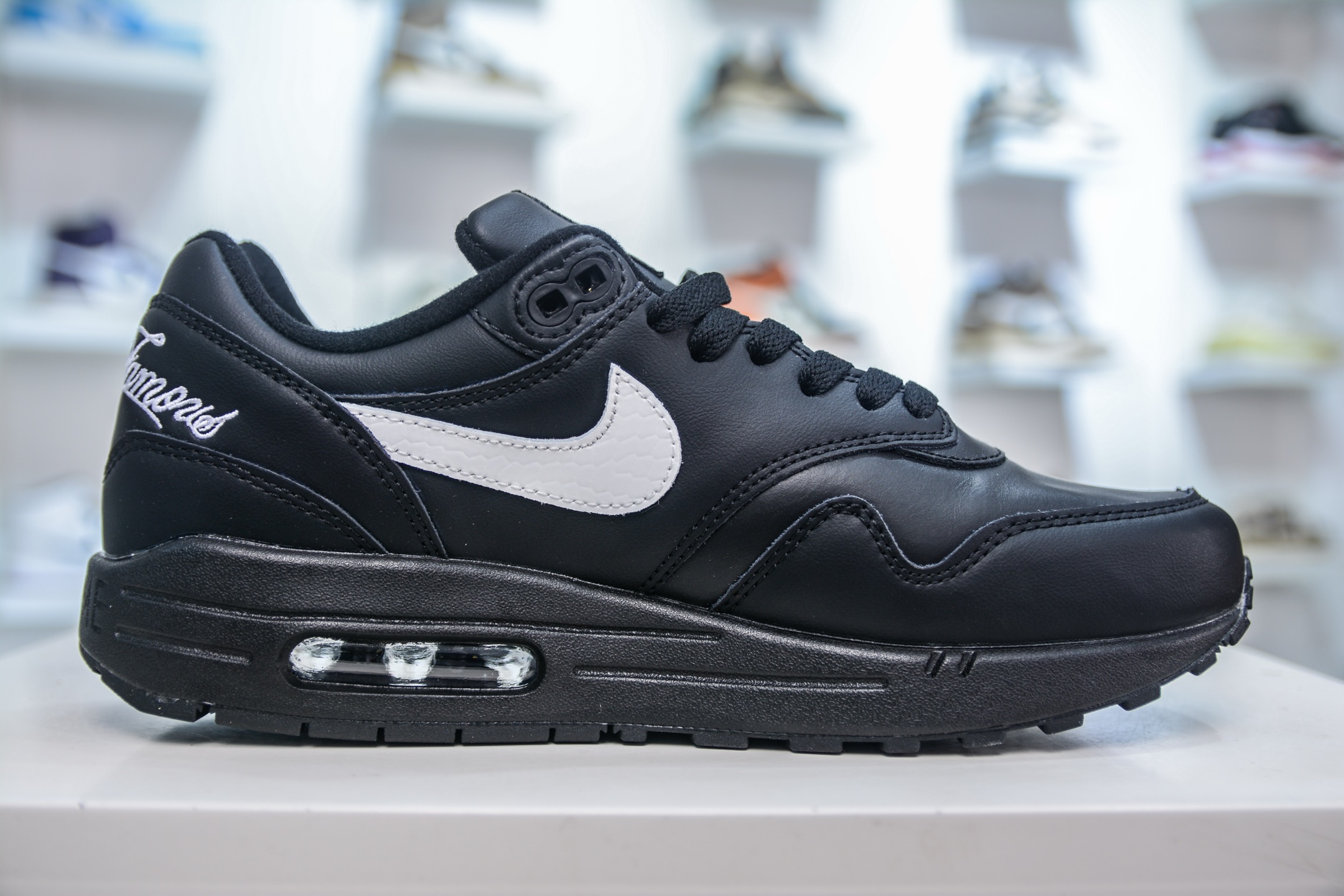200 NK Air Max 1 初代复古气垫慢跑鞋 HF8813-001