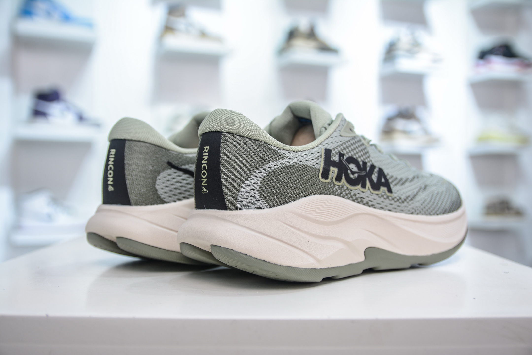 220 Hoka One One Rincon 4 林康4代公路休闲跑步鞋 1155130-FLY