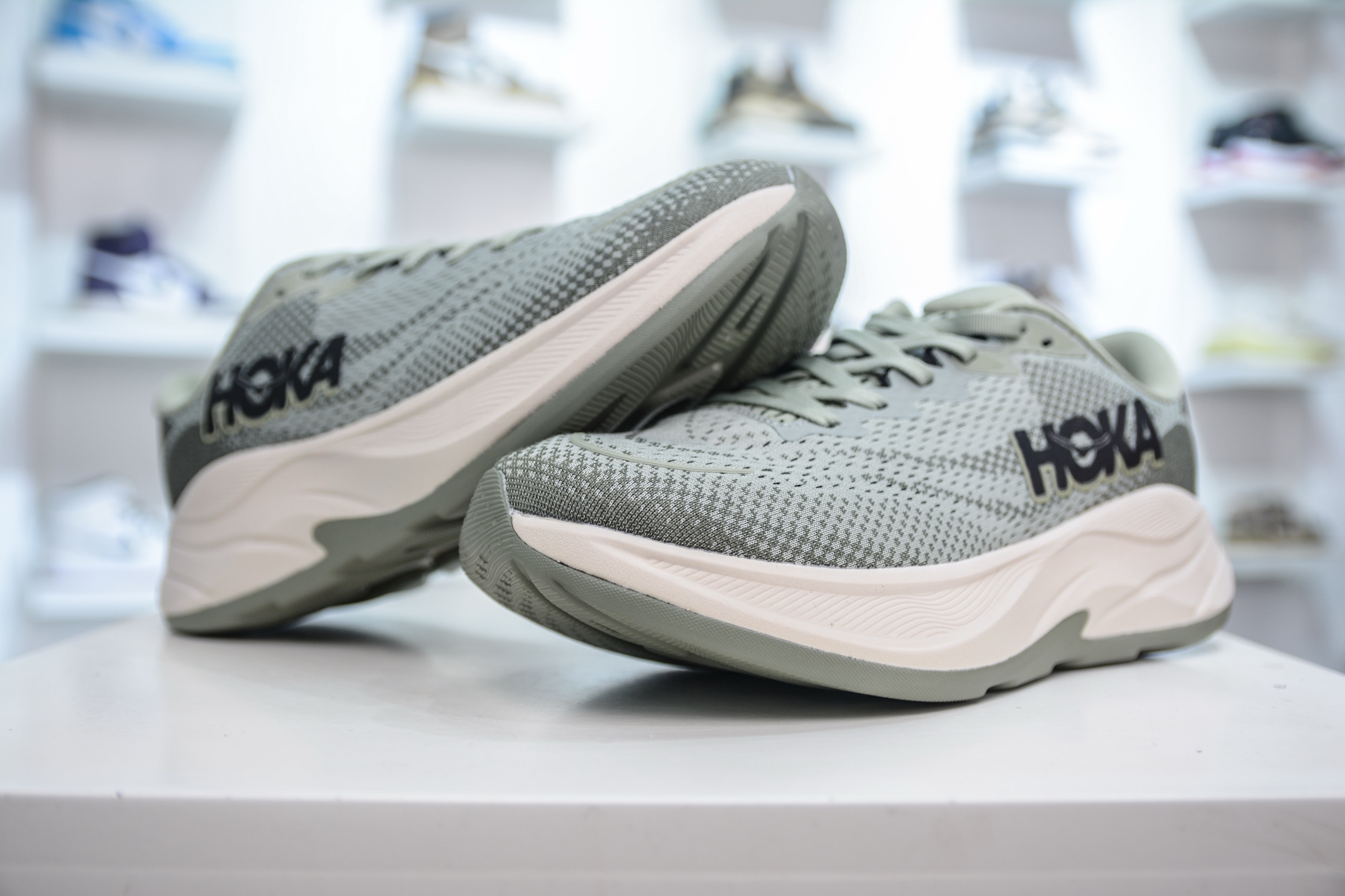 220 Hoka One One Rincon 4 林康4代公路休闲跑步鞋 1155130-FLY