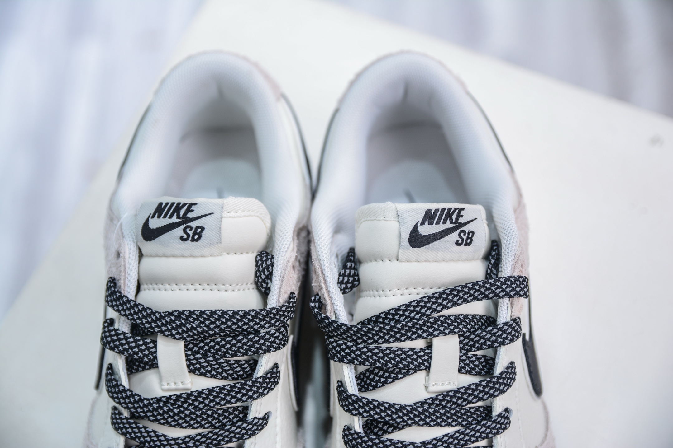 260 Nike SB Dunk Low x Stussy 斯图西联名-米白黑 FX1588-304