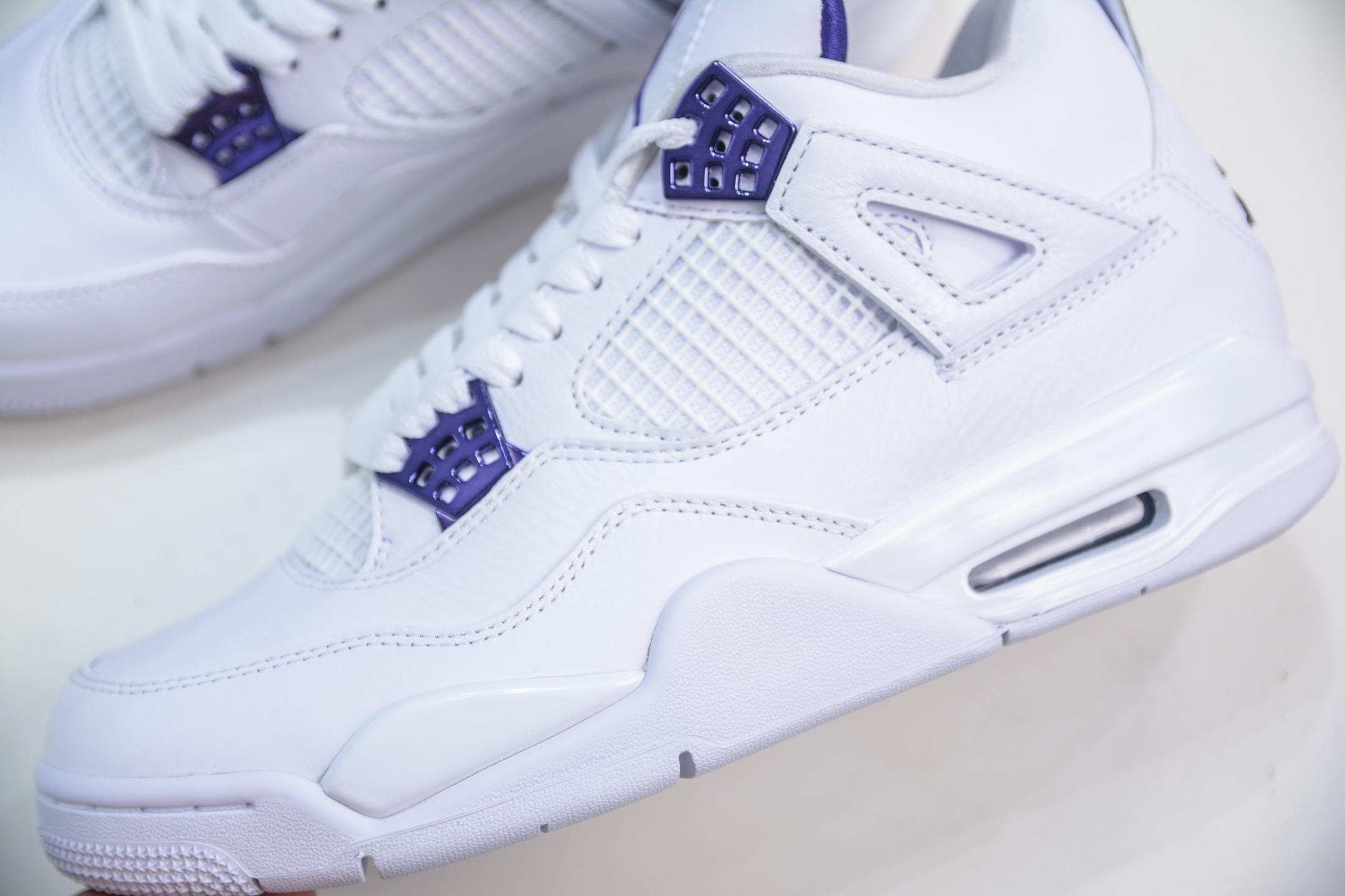 
纯原 Air Jordan AJ4 Retro 白紫 耗时多个月巨作 重金购买原楦原纸板 确保原汁原