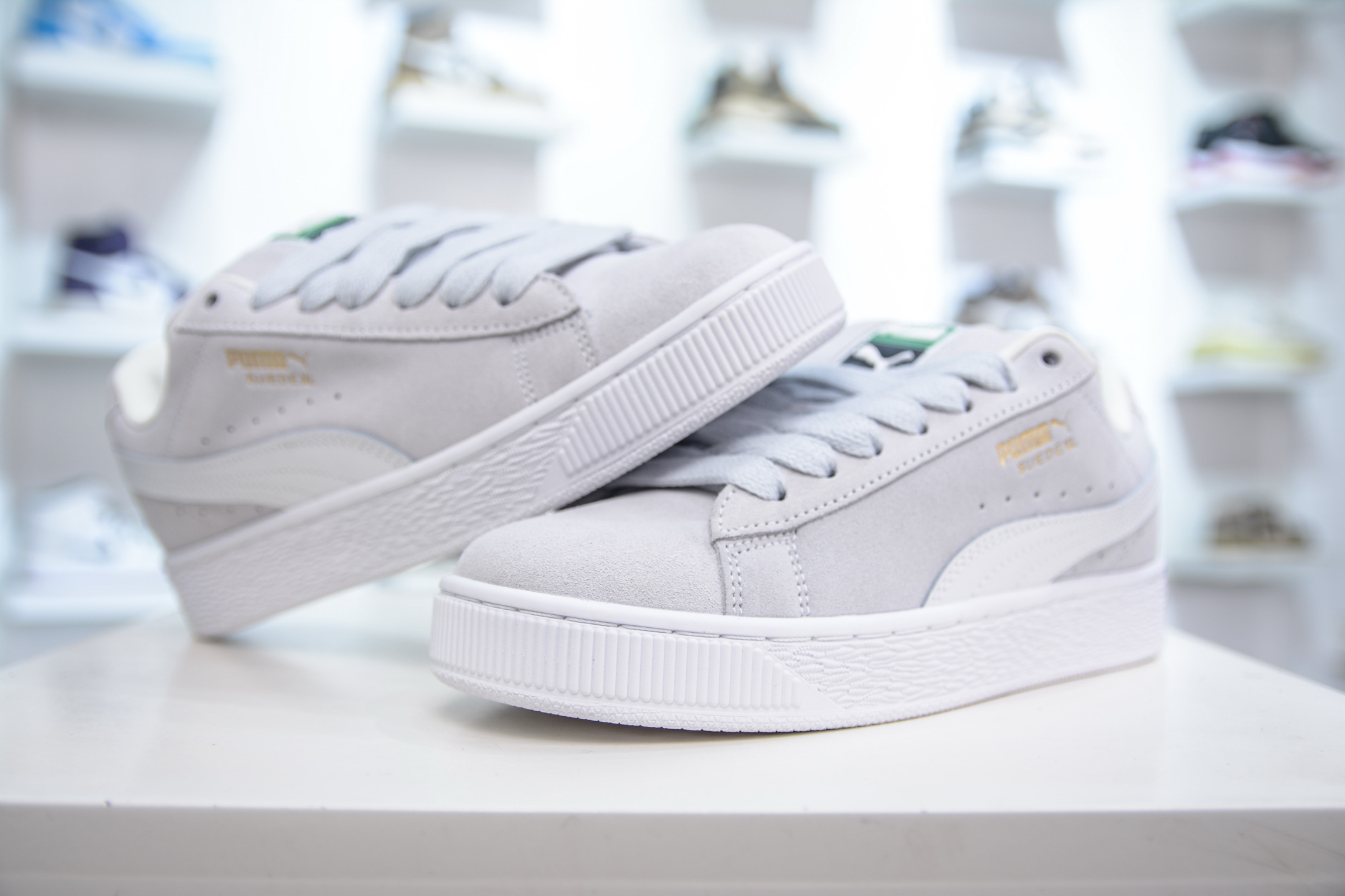 160 PUMA Suede Low XL”Black Sliver” 彪马经典明星系列低帮面包风复古百搭休闲运动板鞋 395205-22