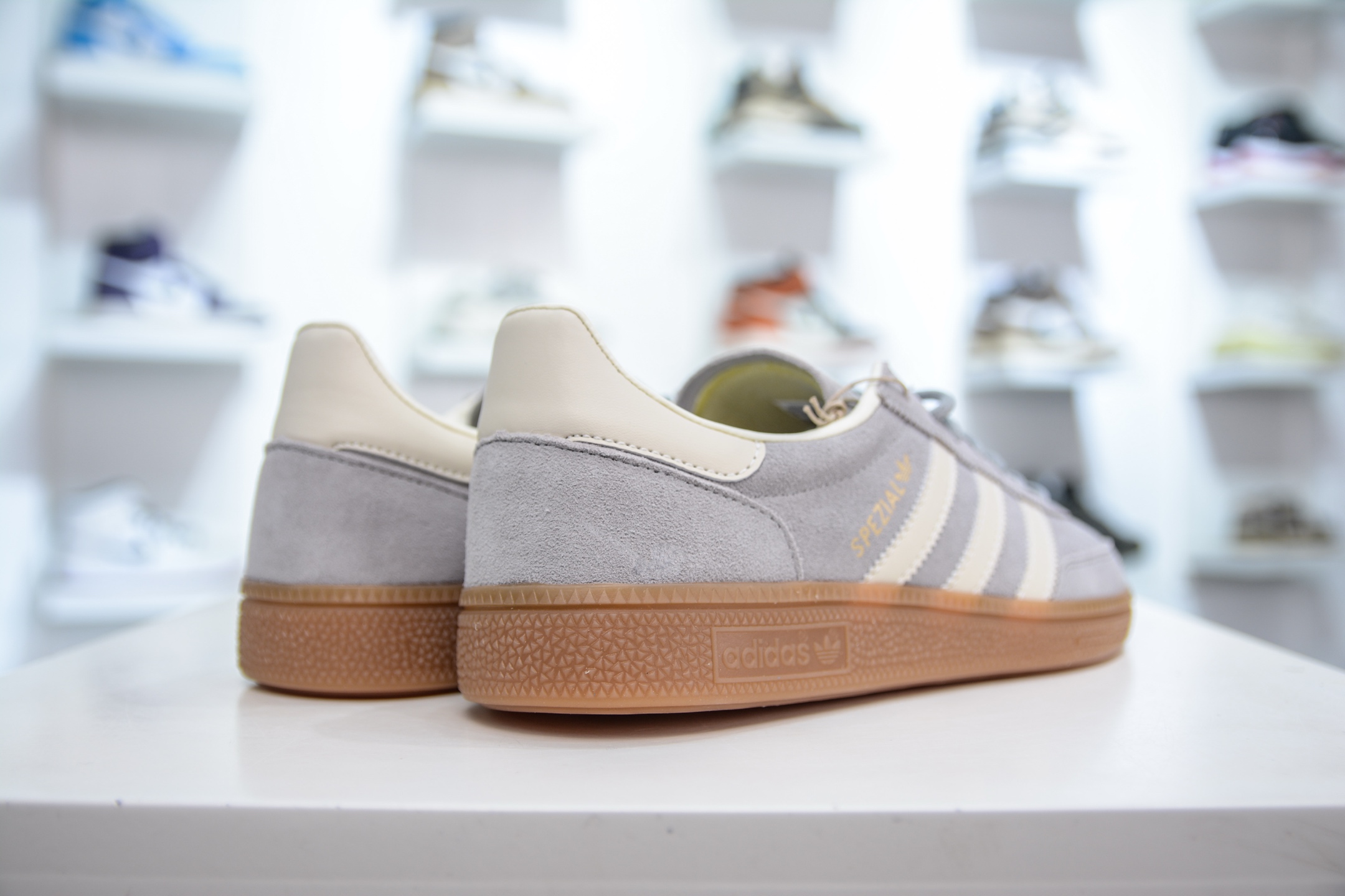 150 AD Originals Handball SPZL 手球运动员系列百搭休闲运动板鞋 IF7086