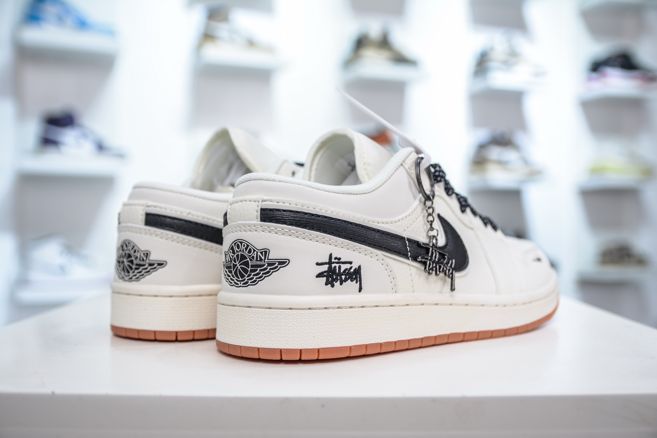 Air Jordan 1 Retro Low x Stussy Collab - Cream/Black, Premium Leather 6 i1747246614684 4336 0 5