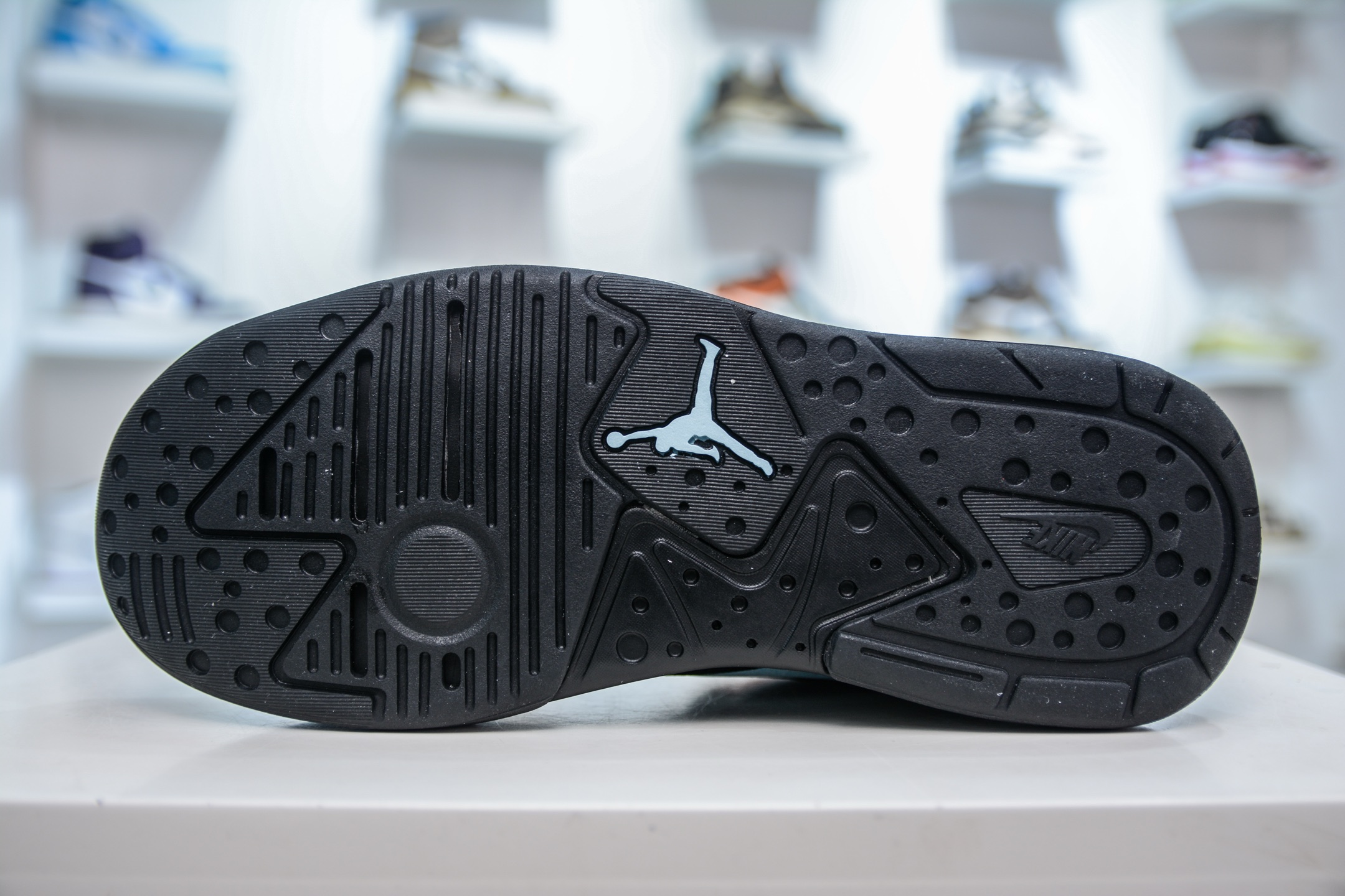 Nike Air Jordan CMFT ERA Retro Sneakers - Comfortable & Stylish Shoes 5 i1747246878750 6880 0 4