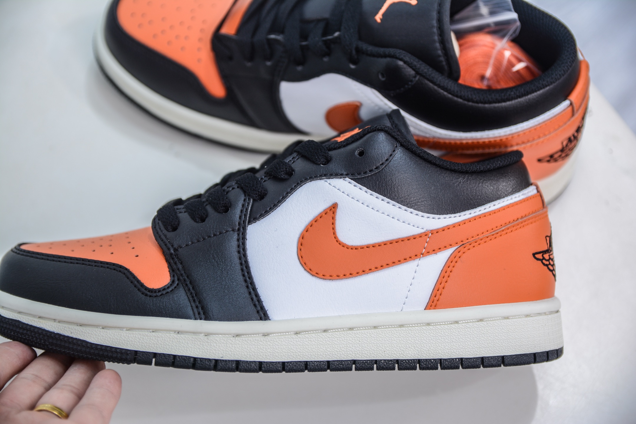 Air Jordan 1 Low Black/White/Orange Basketball Shoes - Style 553558-081 7 i1747247173033 6997 0 6