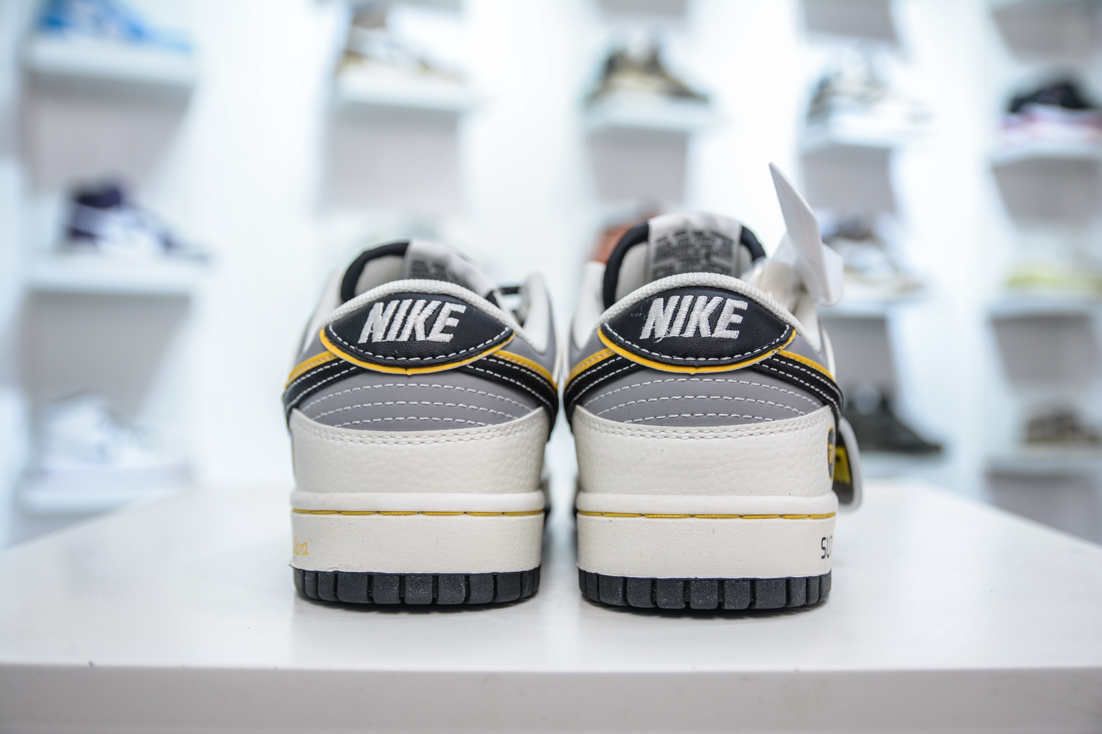 Nike Dunk Low Xiaomi SU7 Custom Edition Sneakers - Limited Release! 2 i1747247233541 8273 0 1