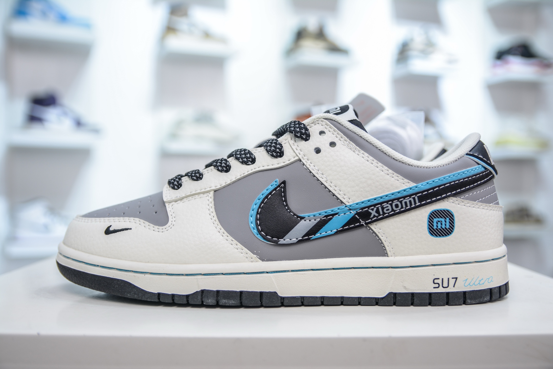 Nike Dunk Low Xiaomi SU7 Ultra Custom Sneakers - Limited Edition 1 i1747247325991 6552 0 0