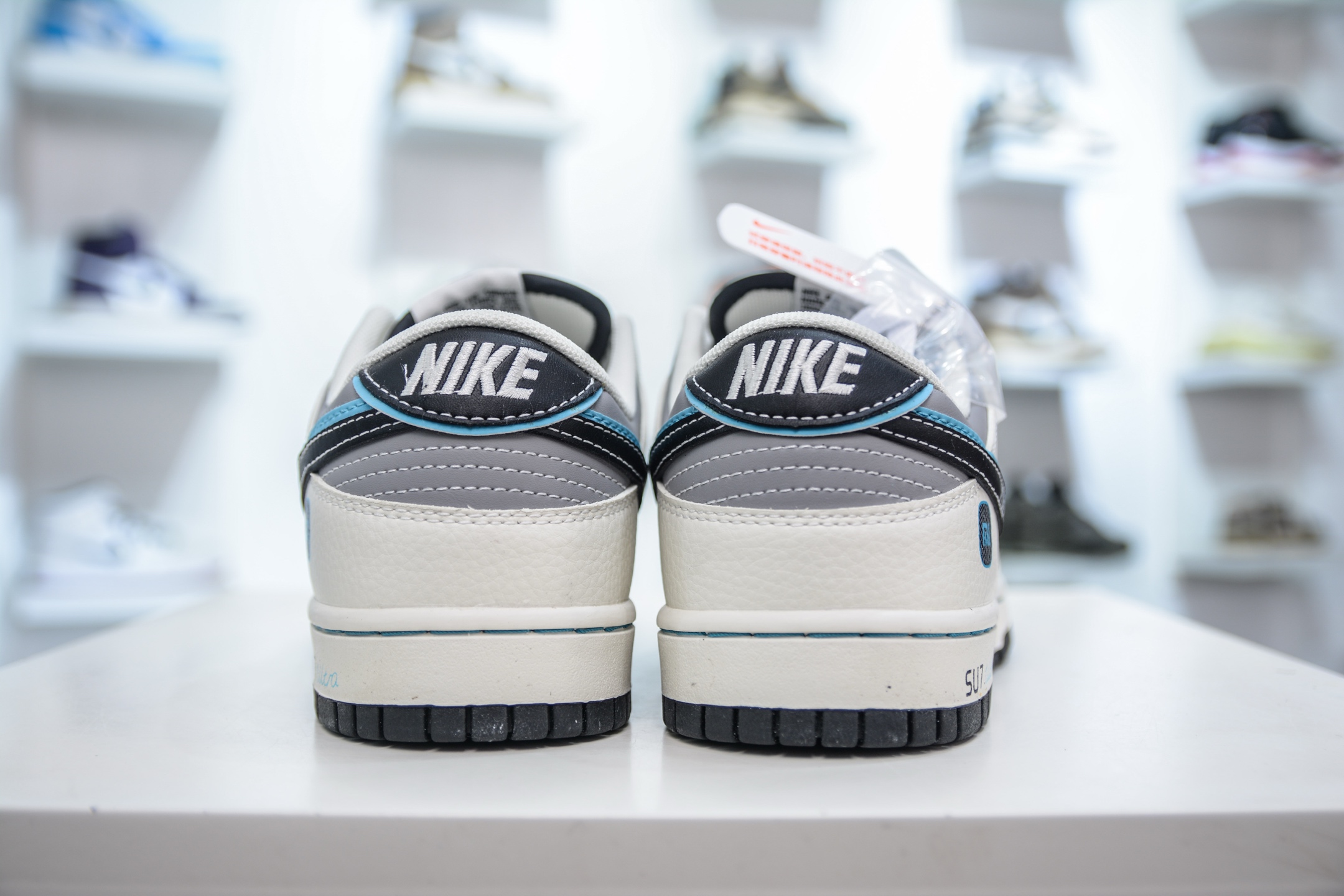 Nike Dunk Low Xiaomi SU7 Ultra Custom Sneakers - Limited Edition 2 i1747247327927 2374 0 1