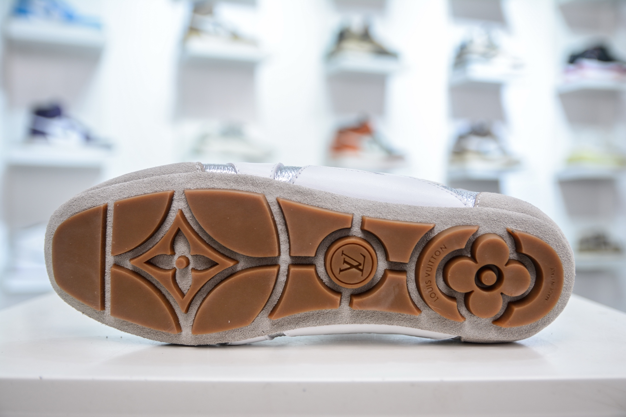370 LOUIS VUITTON lv Sneakerina 2025早春发布新款德训鞋芭蕾舞鞋