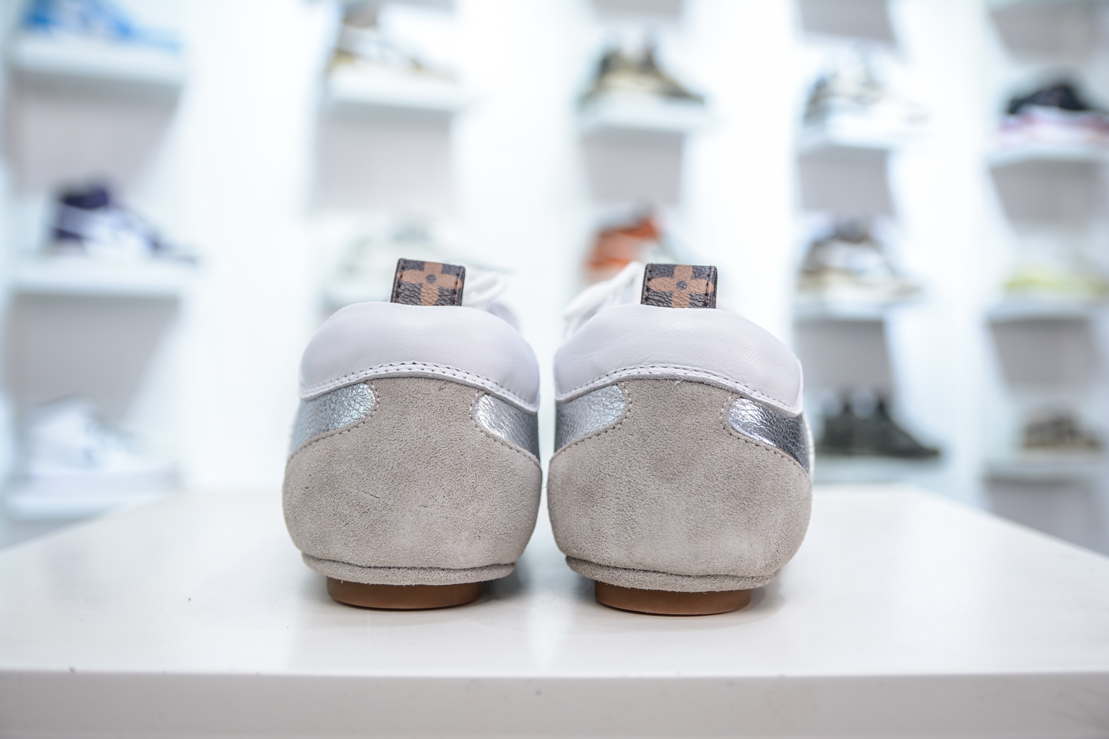 370 LOUIS VUITTON lv Sneakerina 2025早春发布新款德训鞋芭蕾舞鞋