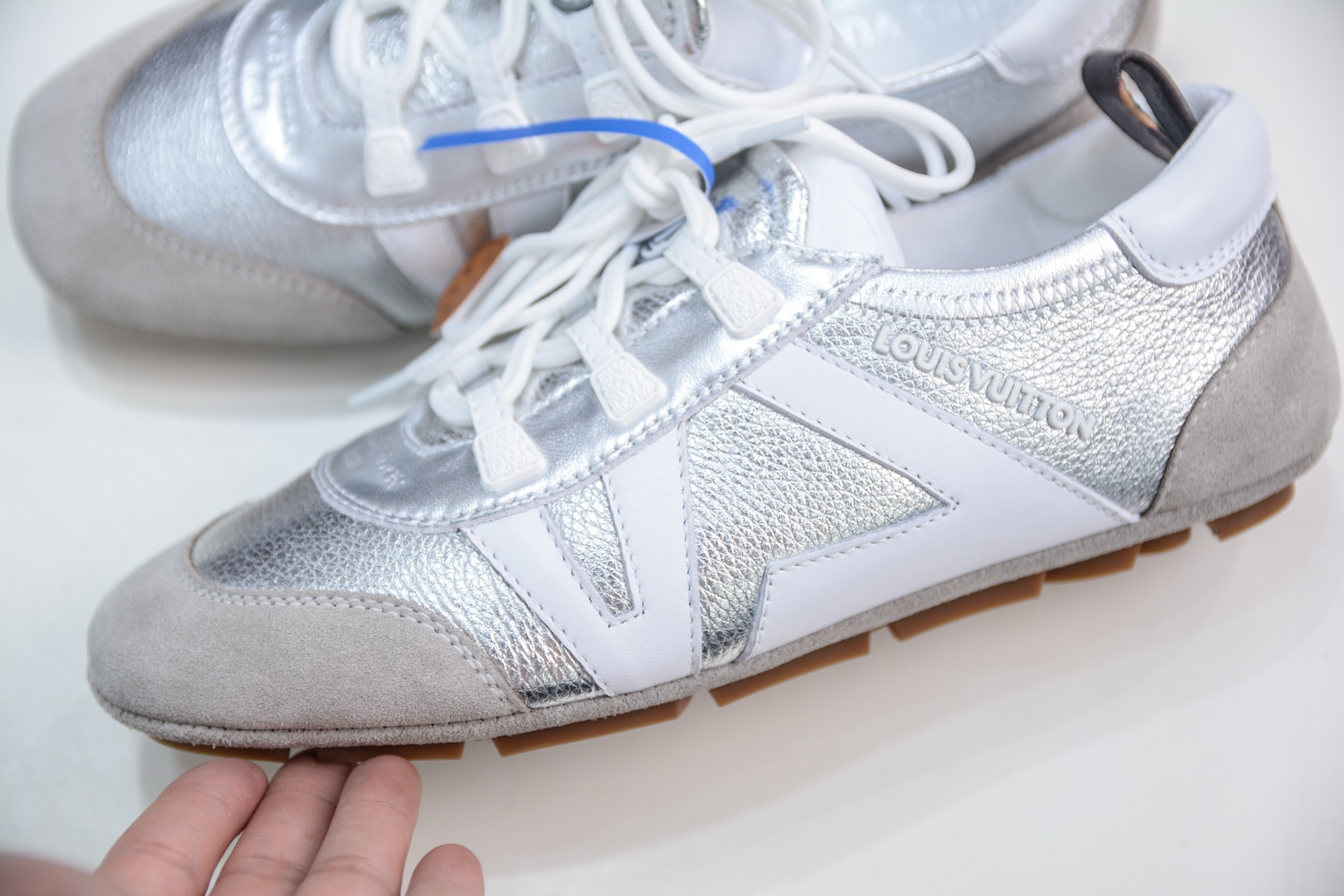 370 LOUIS VUITTON lv Sneakerina 2025早春发布新款德训鞋芭蕾舞鞋
