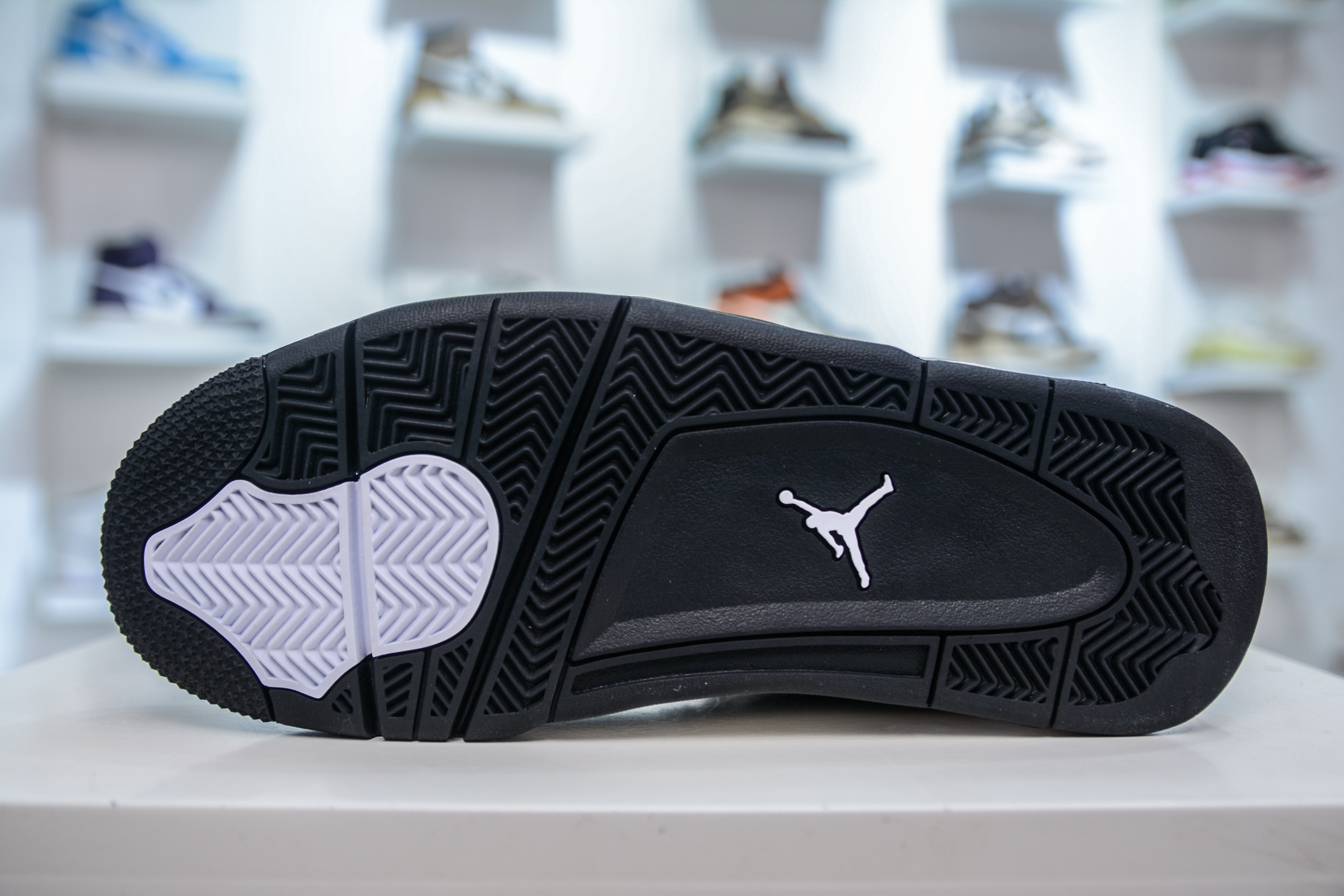 450 OG纯原 Air Jordan AJ4 Retro 白黑雷公 FQ8138-001