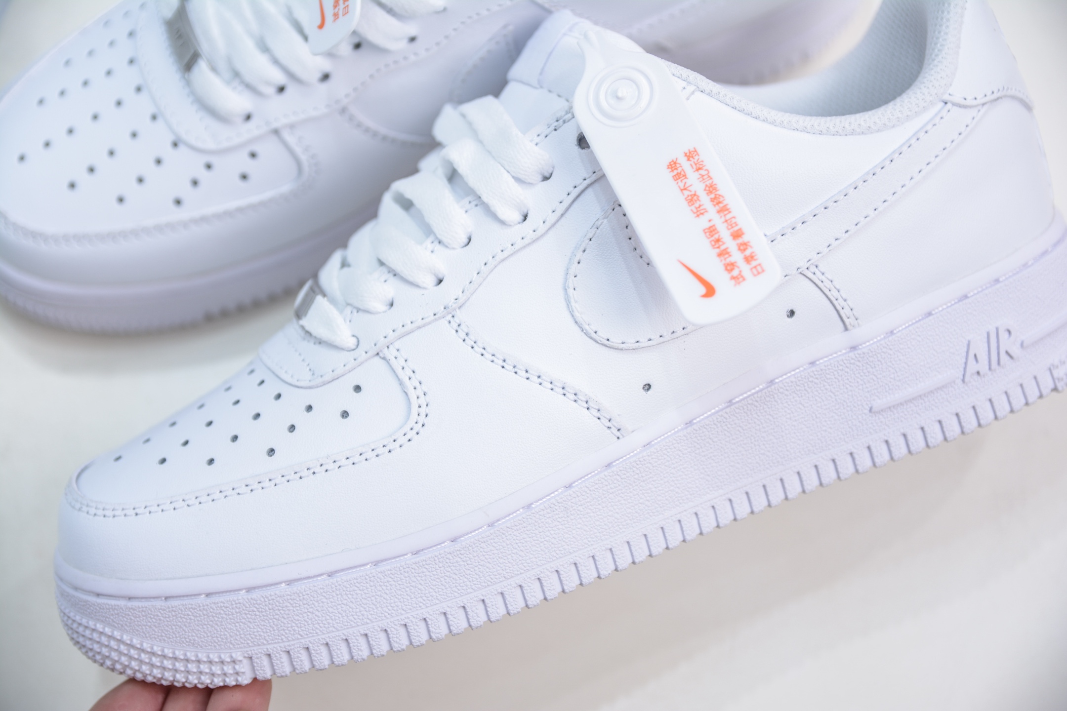Nike Air Force 1 '07 Low White Casual Sneakers - Iconic Style 7 i1747248135777 2105 0 6