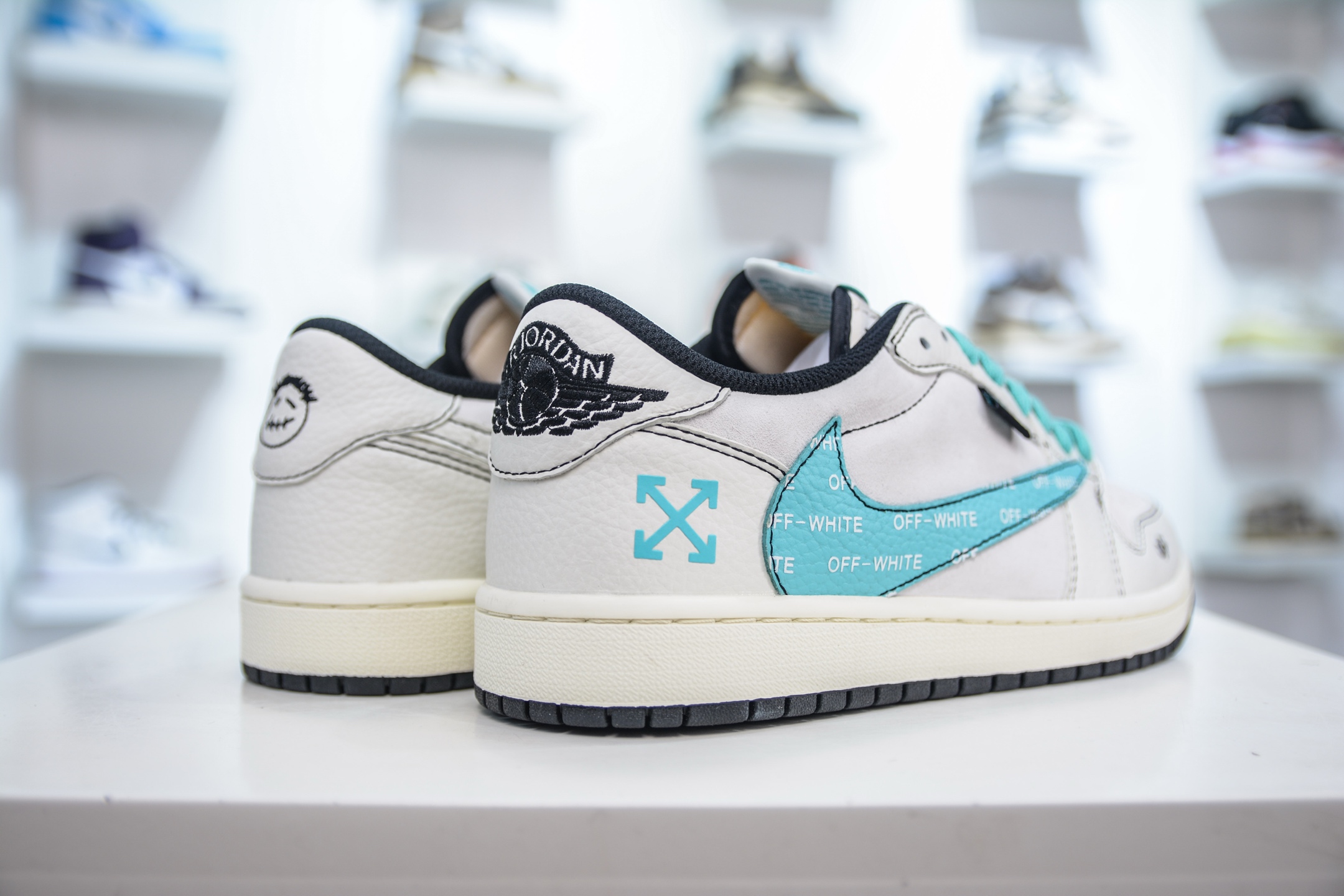 270 TS x Air Jordan x OFF-WHITE AJ1 Low 倒钩低帮OW联名 XZ5749-005
