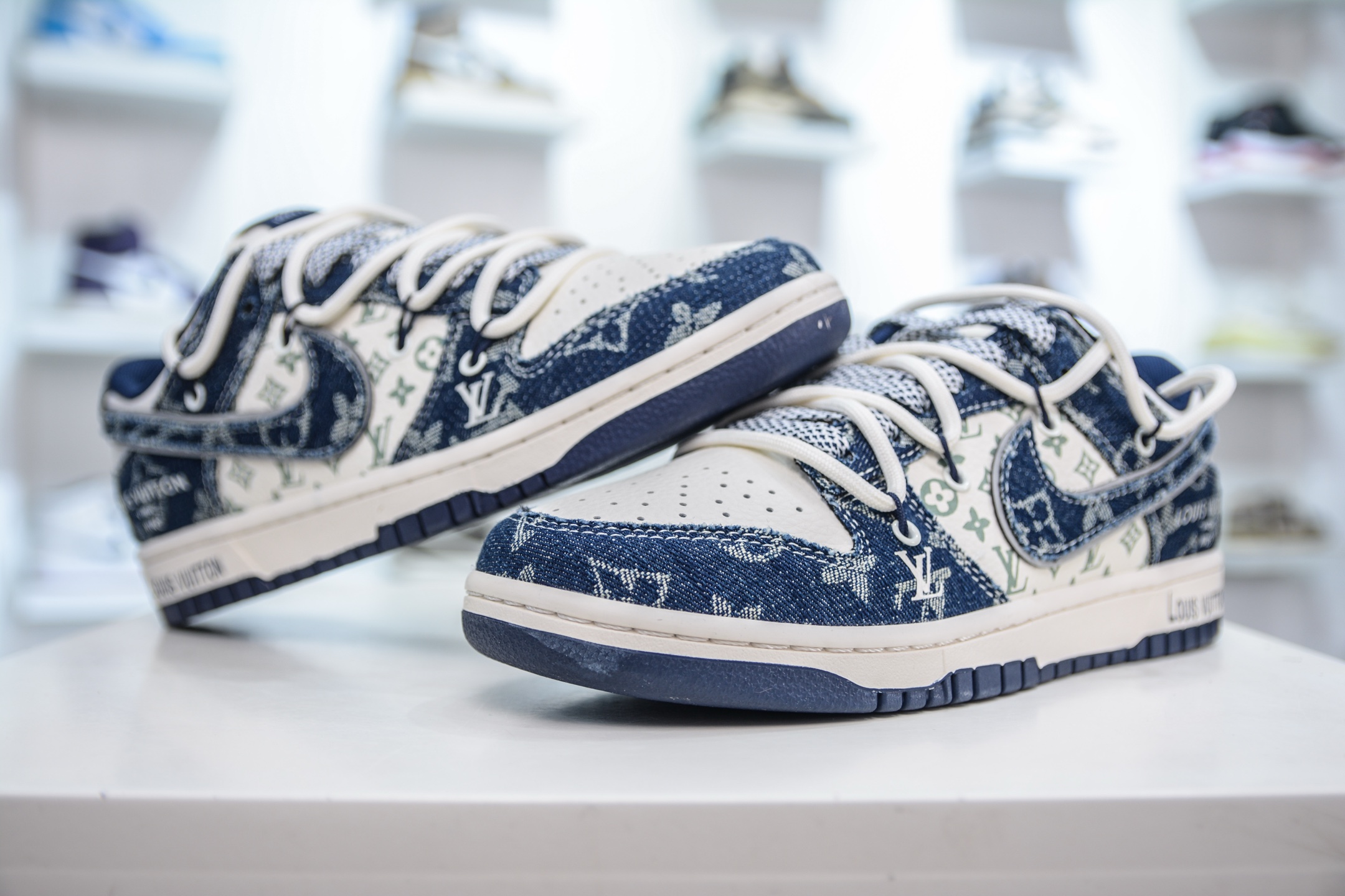 300 Nike SB Dunk Low x Louis Vuitton LV联名-白蓝牛仔绑带 YX5066-321