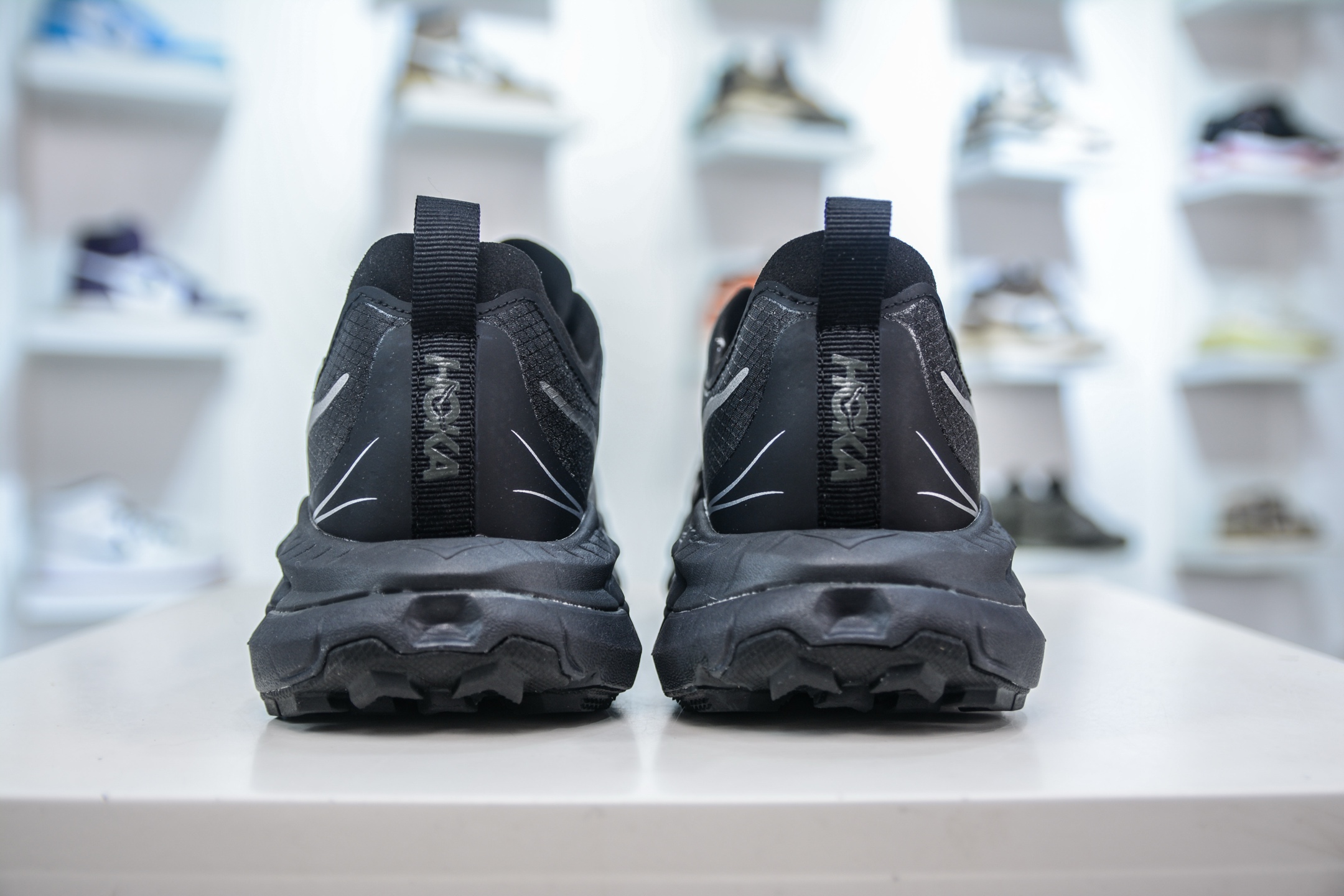 Satisfy x Hoka One One Mafate Speed 4: Lightweight Outdoor Running Shoe 2 i1747328834787 1730 0 1