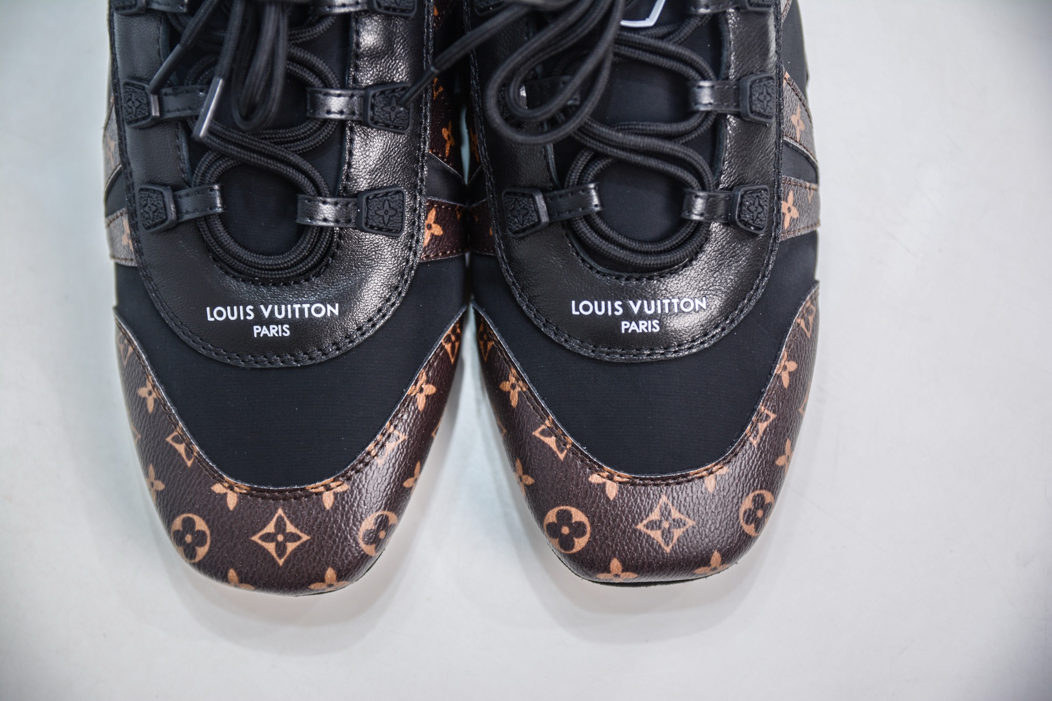 380 LOUIS VUITTON lv Sneakerina 2025早春发布新款德训鞋芭蕾舞鞋
