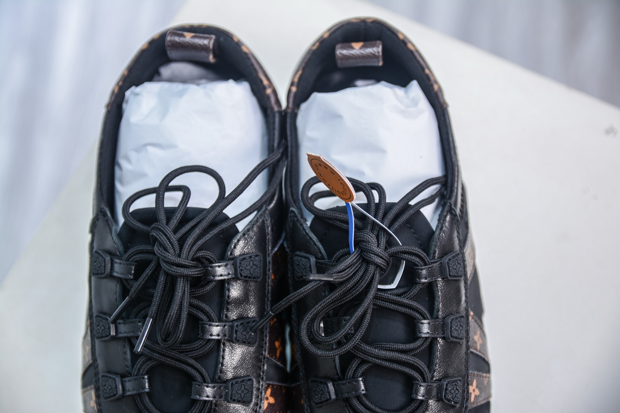 380 LOUIS VUITTON lv Sneakerina 2025早春发布新款德训鞋芭蕾舞鞋