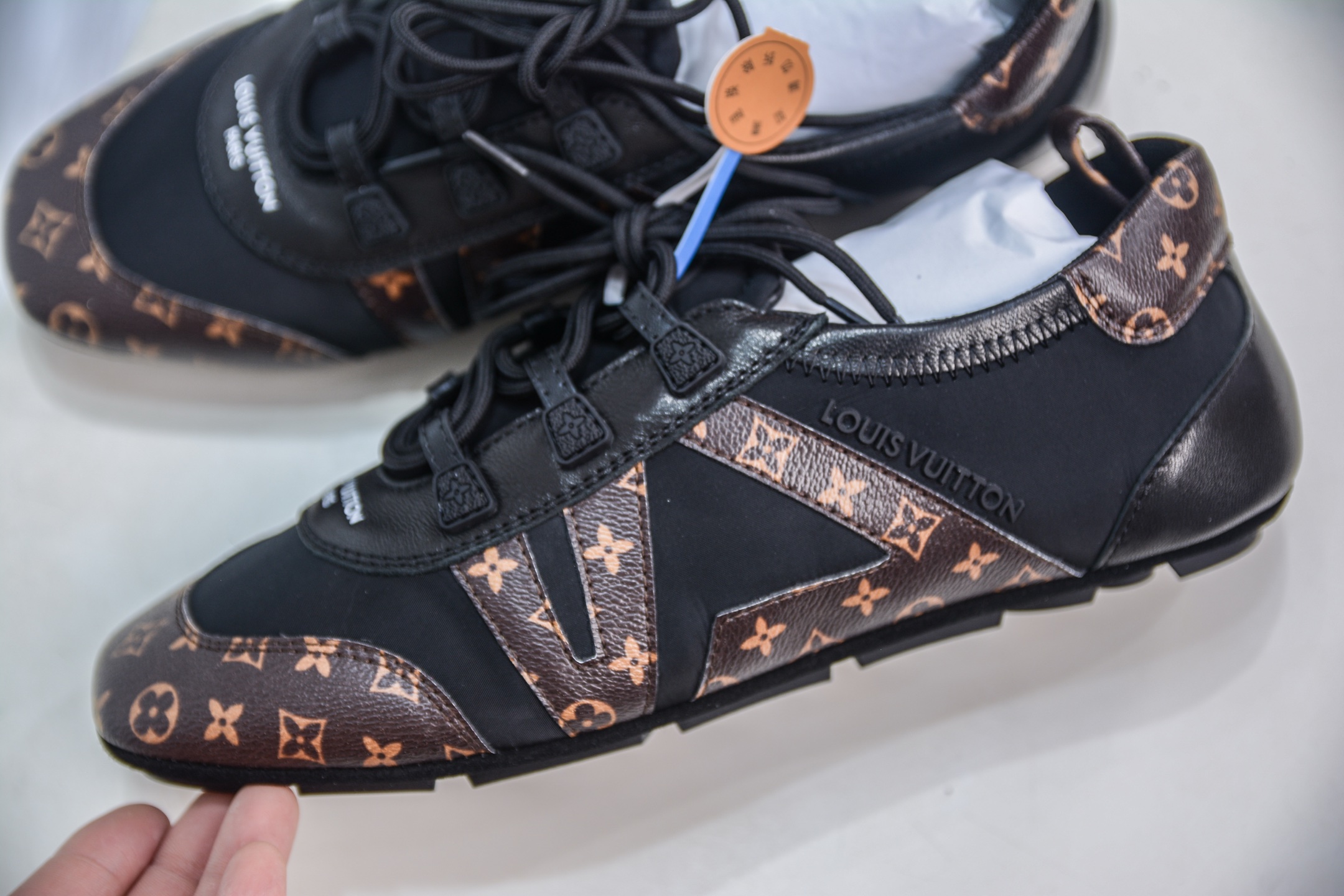 380 LOUIS VUITTON lv Sneakerina 2025早春发布新款德训鞋芭蕾舞鞋