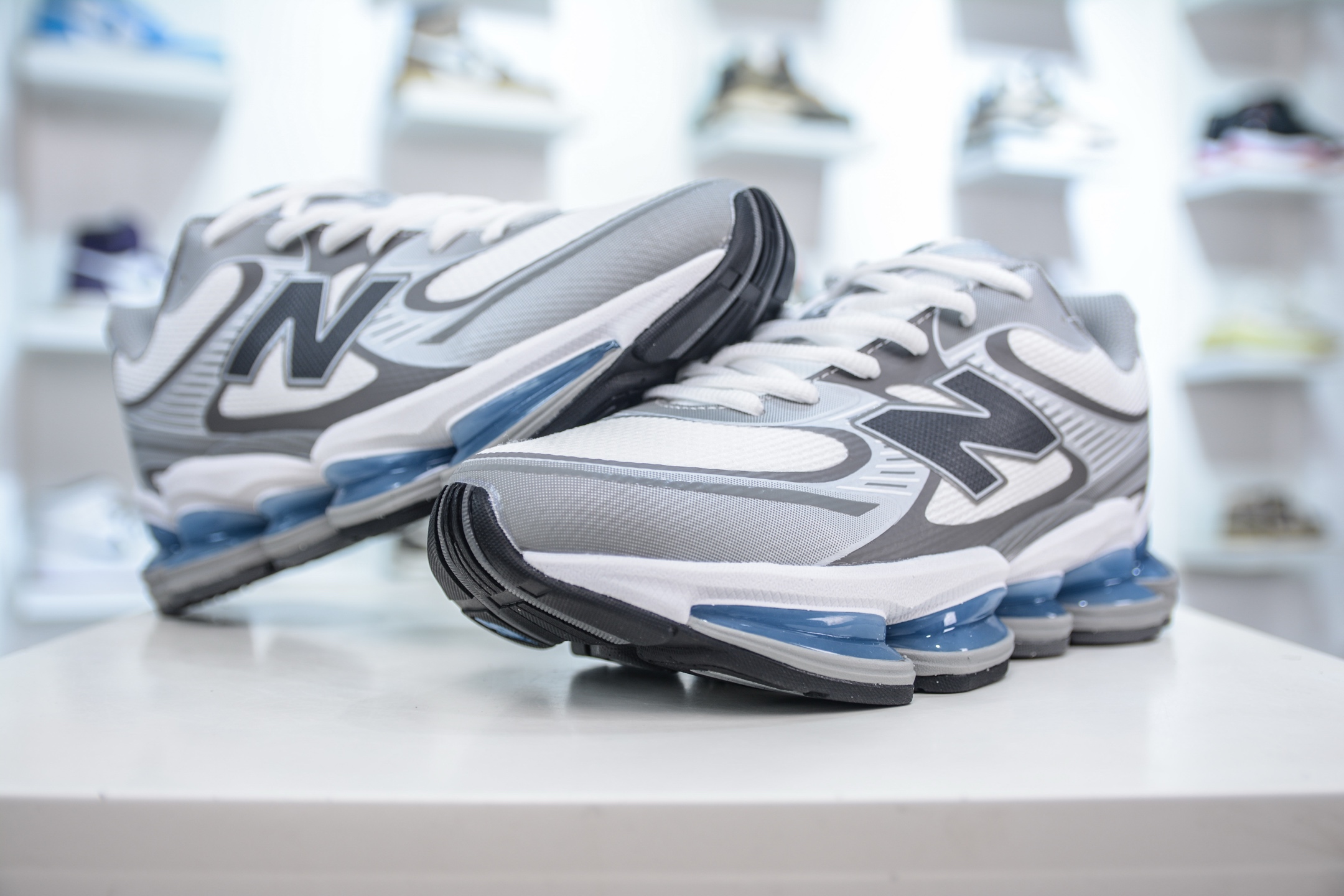 New Balance 2000 Running Shoes - Comfort, Style, and Performance All in One 4 i1747329859318 73 0 3