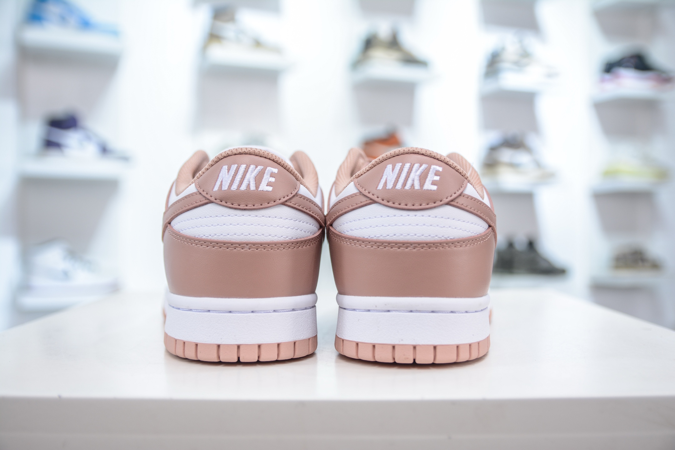 Nike Dunk Low Rose Whisper - Stylish and Comfortable Sneakers for Everyday Wear 2 i1747329926582 4033 0 1