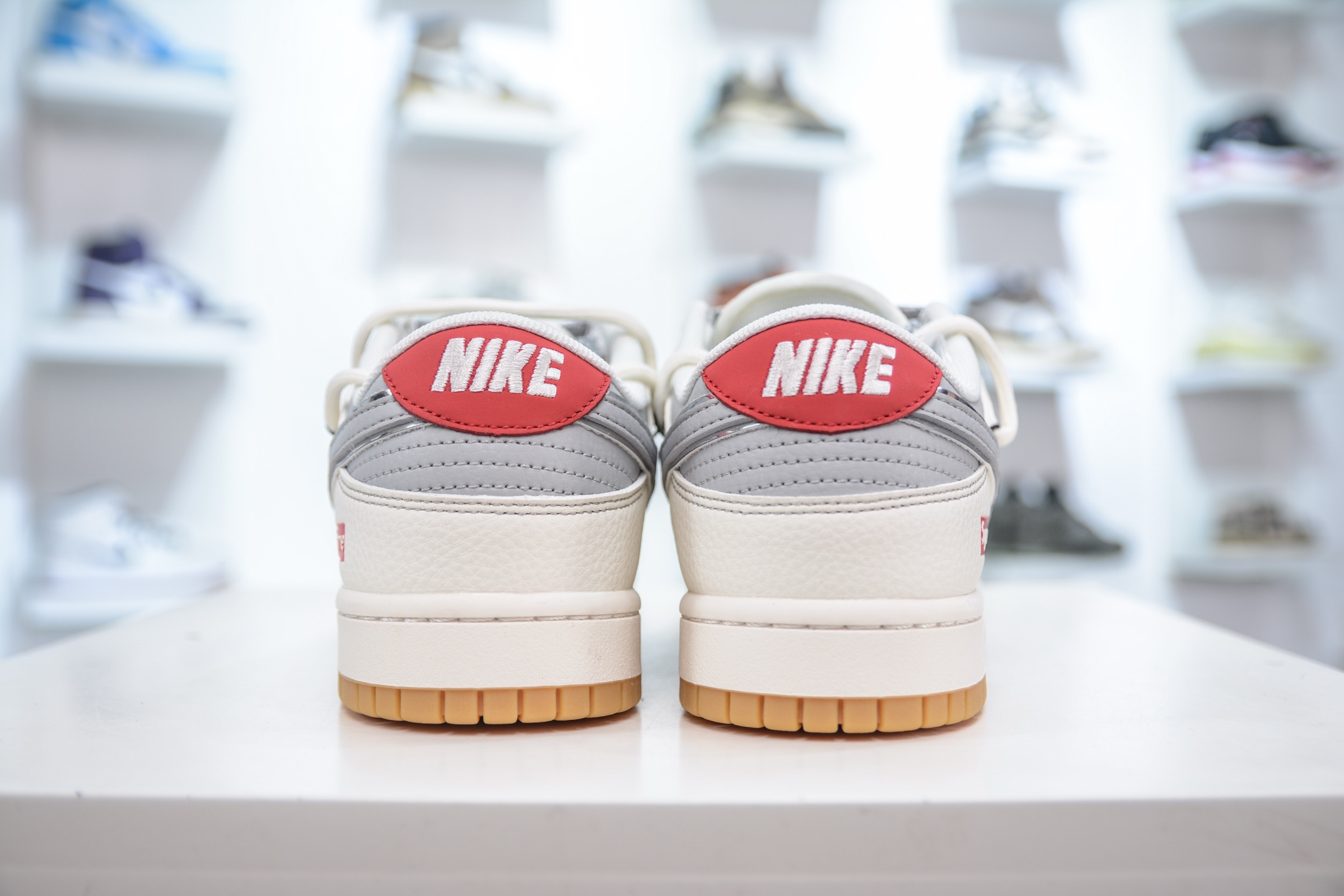 Nike SB Dunk Low x Supreme Collab - White/Grey, Premium Leather Sneakers 3 i1747495372103 2356 0 1