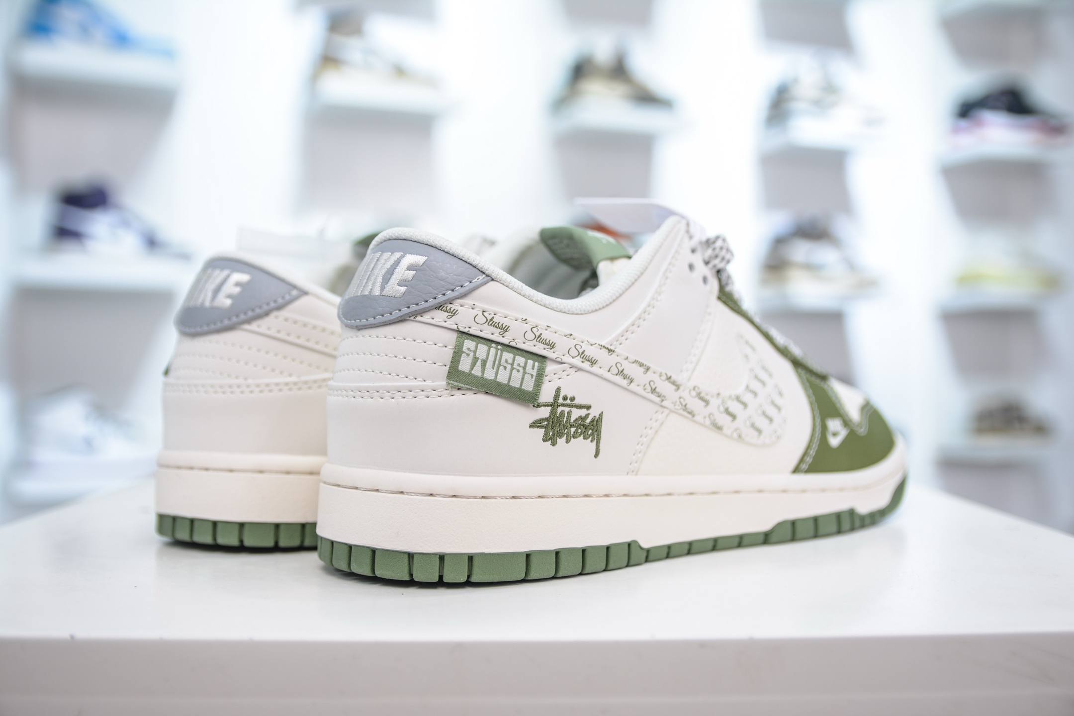 280 Nike SB Dunk Low x Stussy 斯图西联名-白绿 XS6089-592