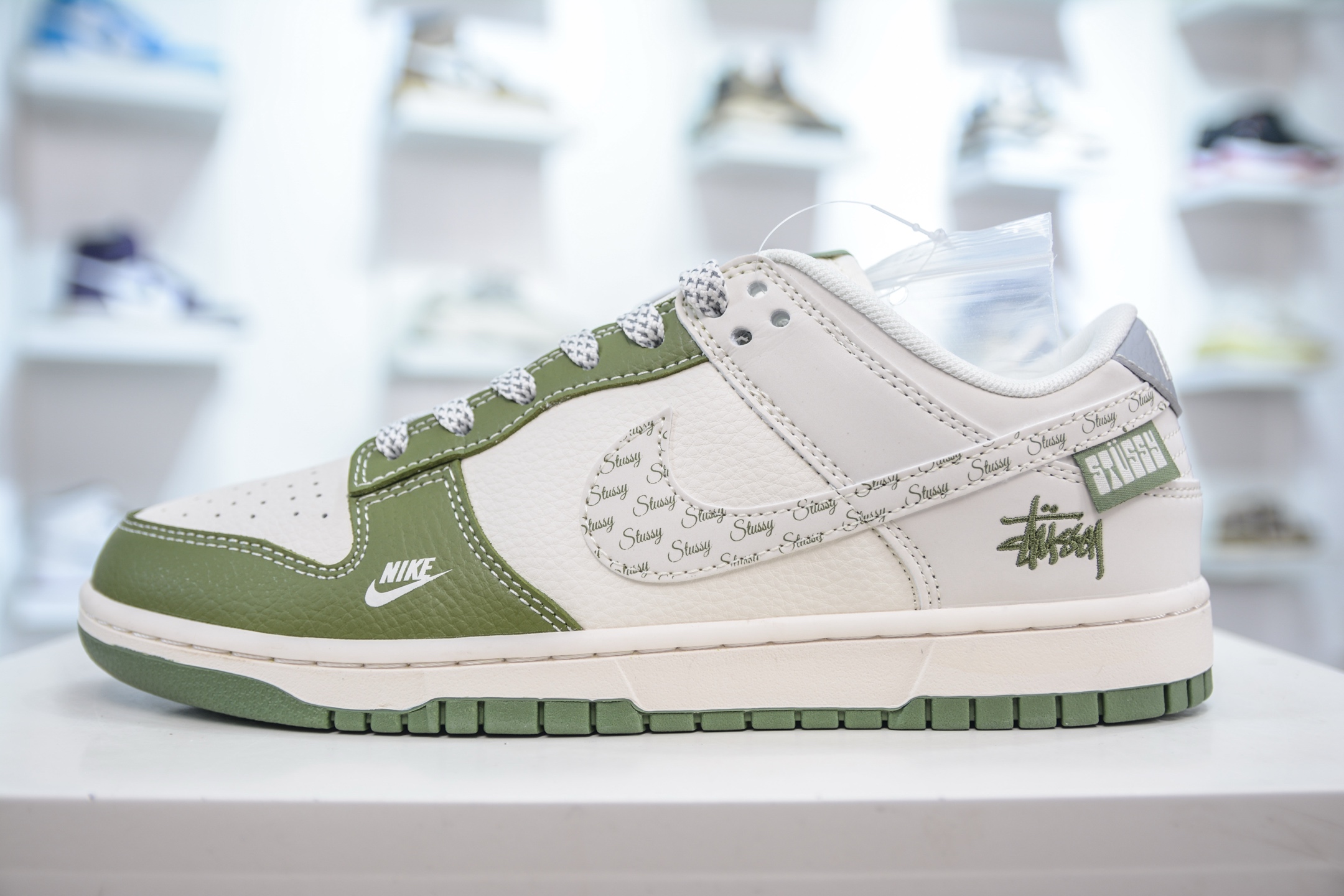 280 Nike SB Dunk Low x Stussy 斯图西联名-白绿 XS6089-592