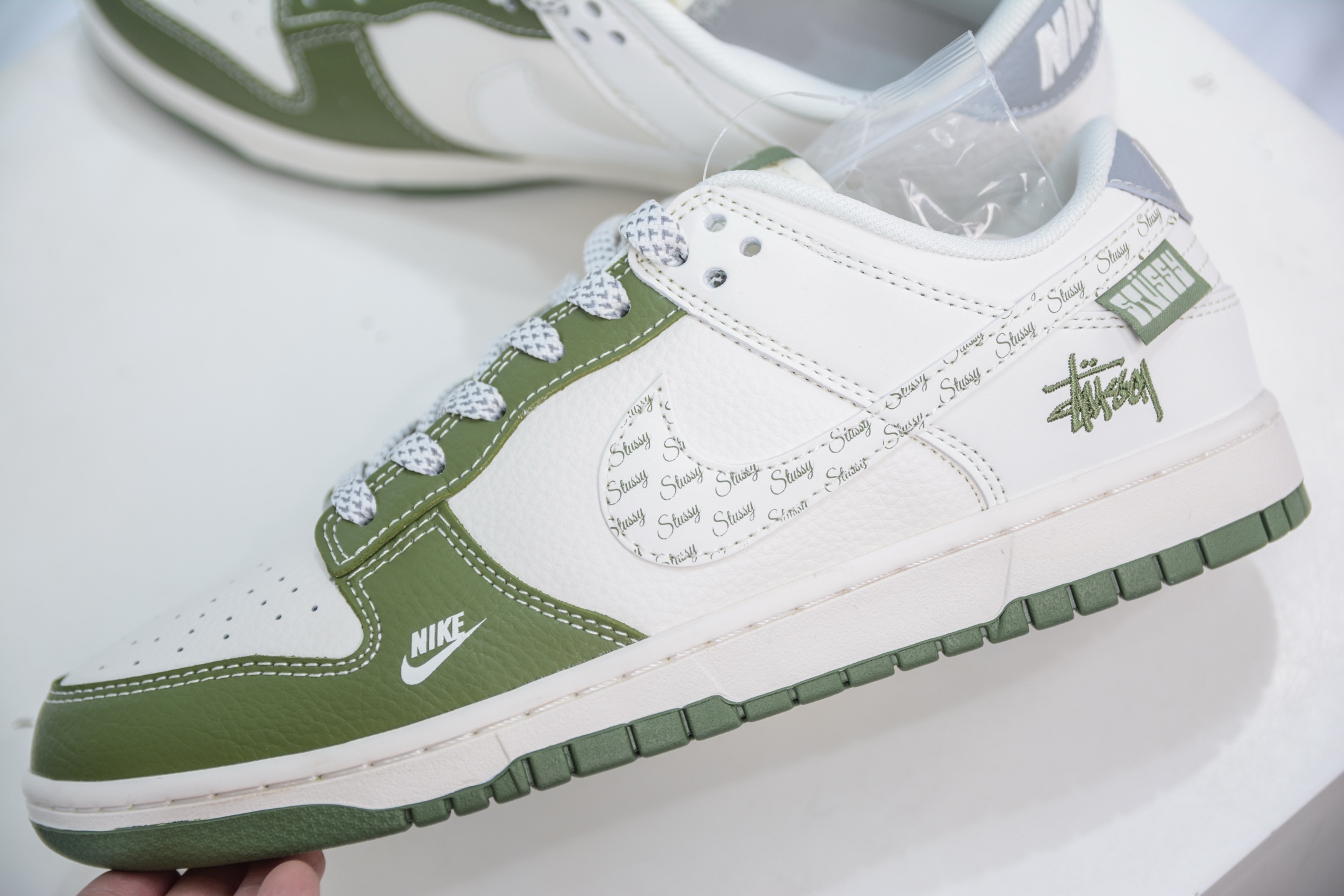 280 Nike SB Dunk Low x Stussy 斯图西联名-白绿 XS6089-592