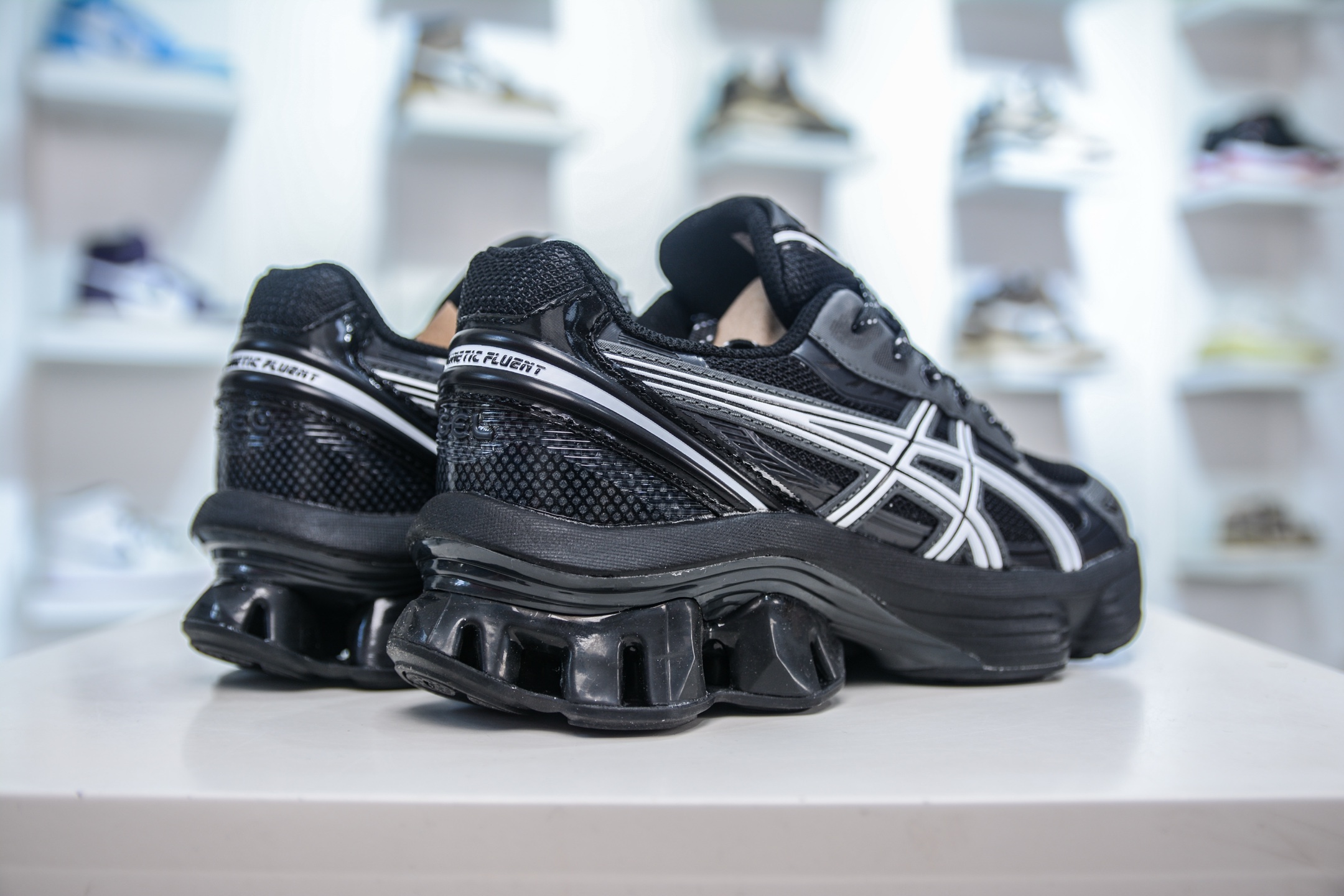240 Asics Gel-Kinetic Fluent 亚瑟士运动休闲透气专业跑鞋 1203A591-024