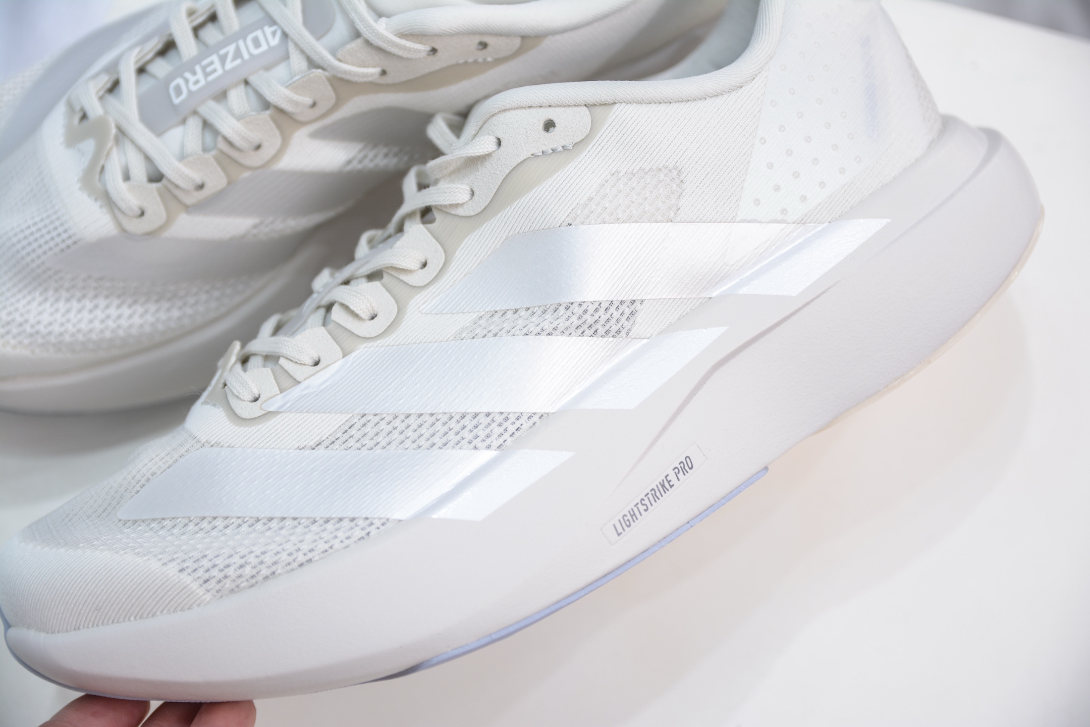 200 AD Adizero Evo SL 阿迪超轻透气缓震跑鞋 JR3419