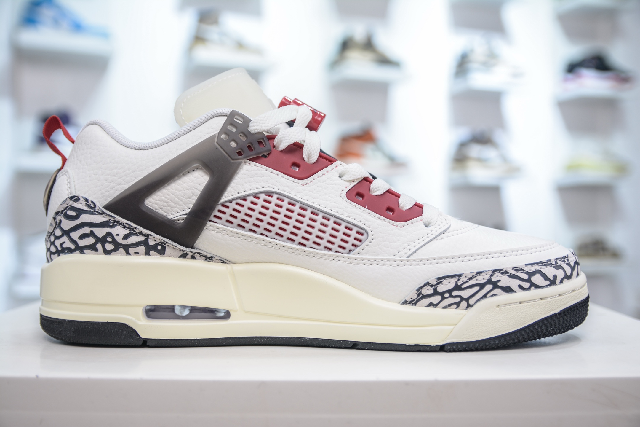 260 Jordan Spizike Low AJ复古低帮篮球鞋 FQ1759-116
