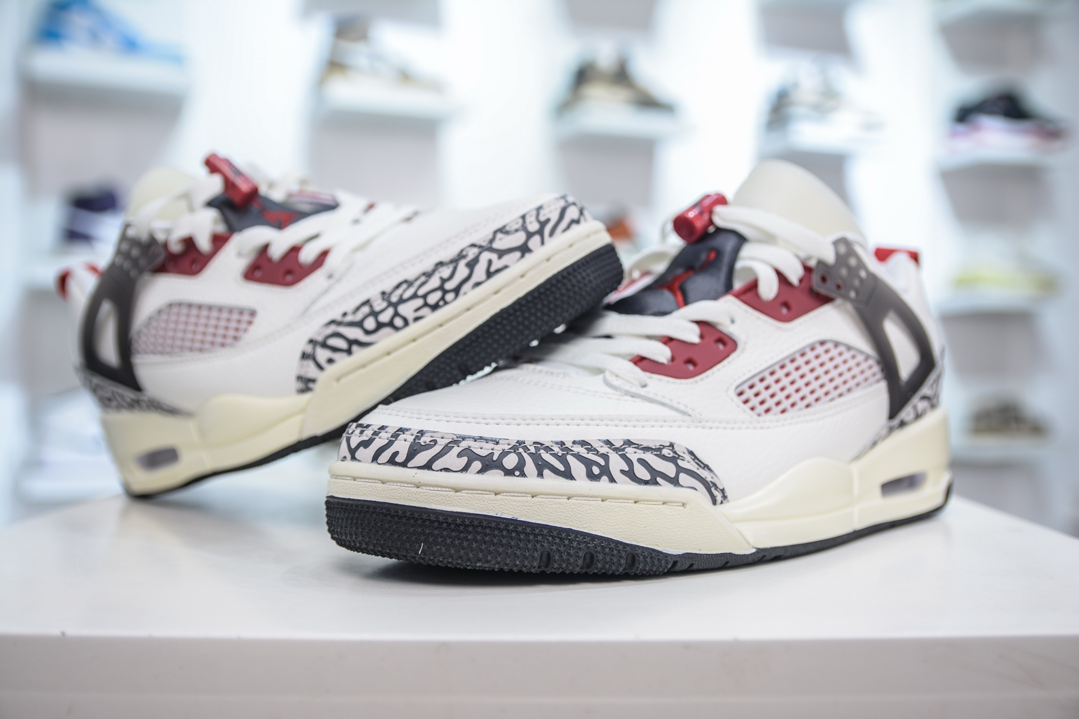 260 Jordan Spizike Low AJ复古低帮篮球鞋 FQ1759-116