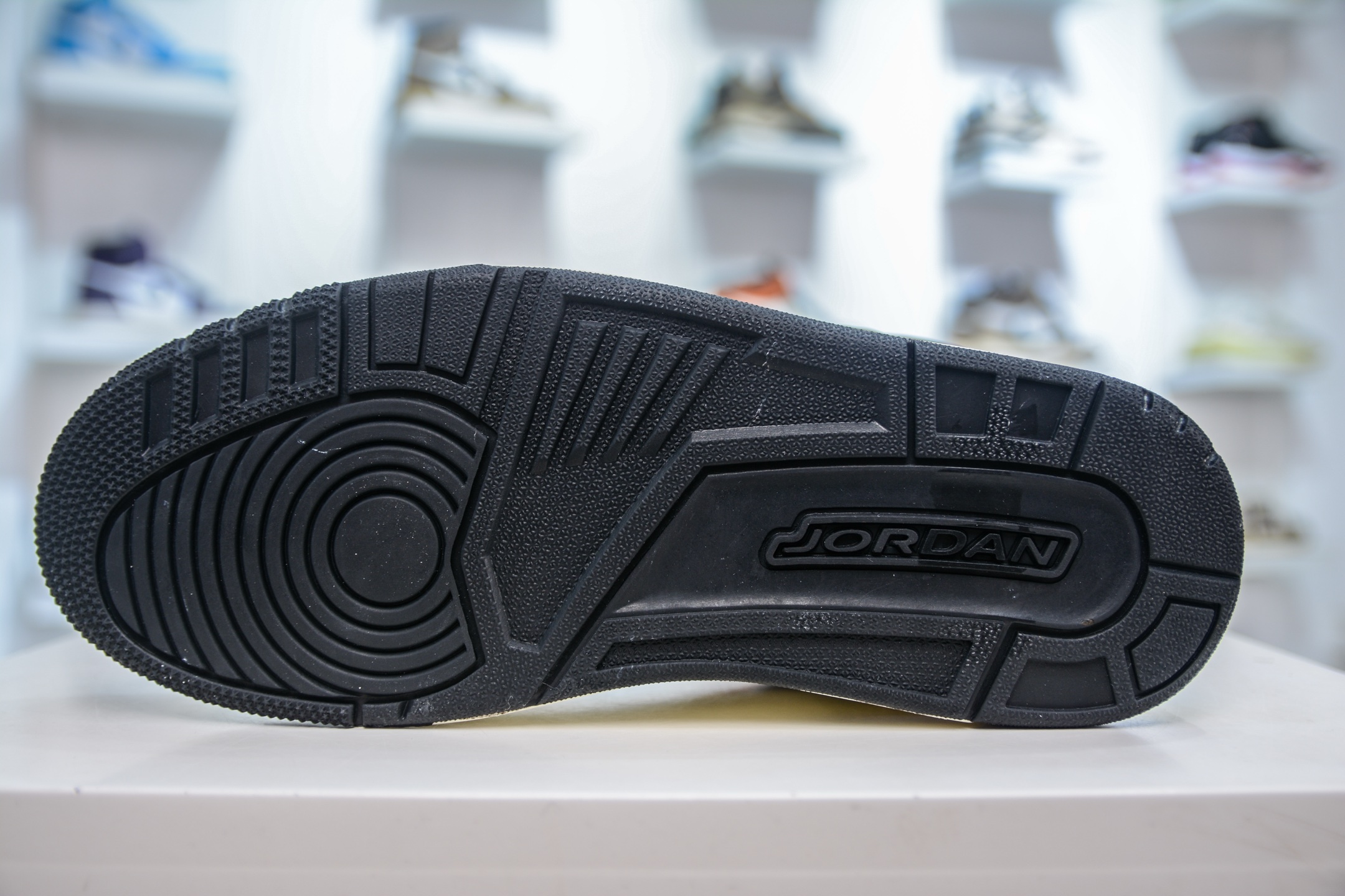 260 Jordan Spizike Low AJ复古低帮篮球鞋 FQ1759-116