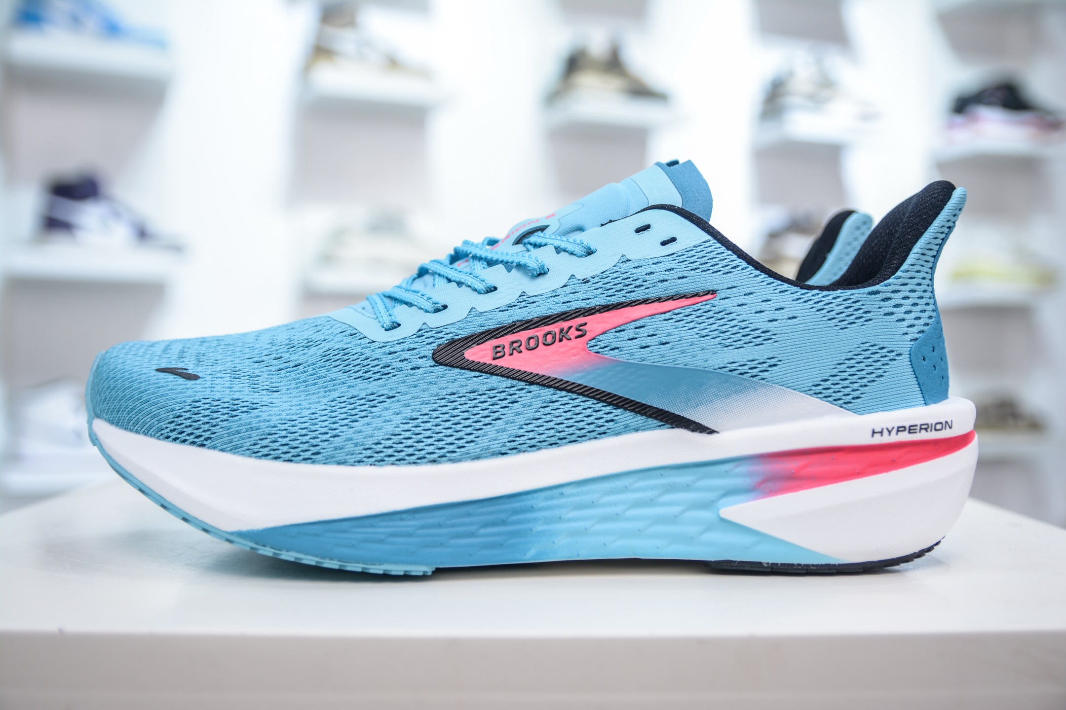 Brooks Hyperion 2 Running Shoes - Ultra-Light, Breathable, and Responsive 2 i1747496004731 710 0 0
