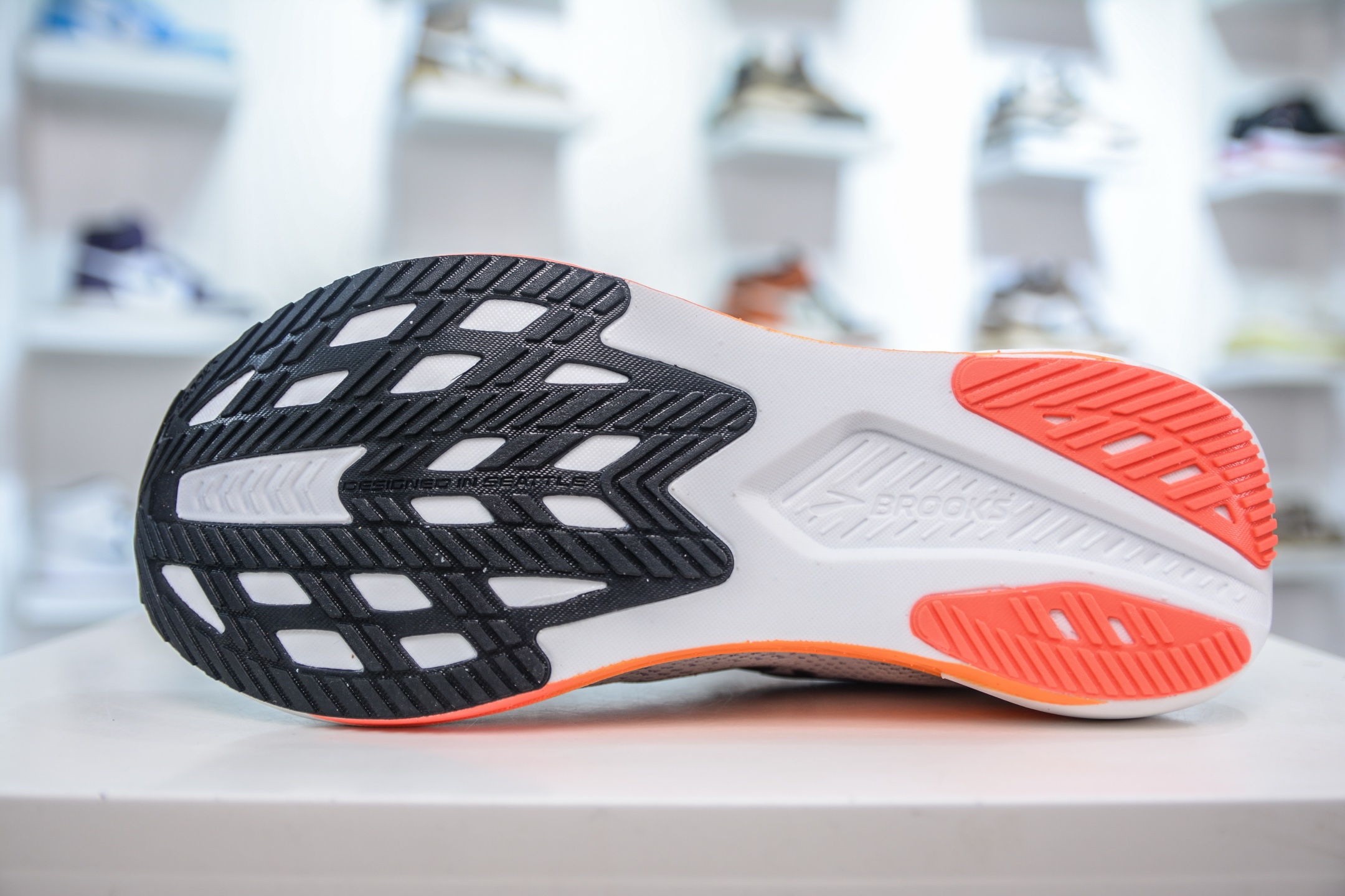Brooks Hyperion 2 Running Shoes - Ultra-Light, Breathable, and Responsive 6 i1747496067098 7351 0 4