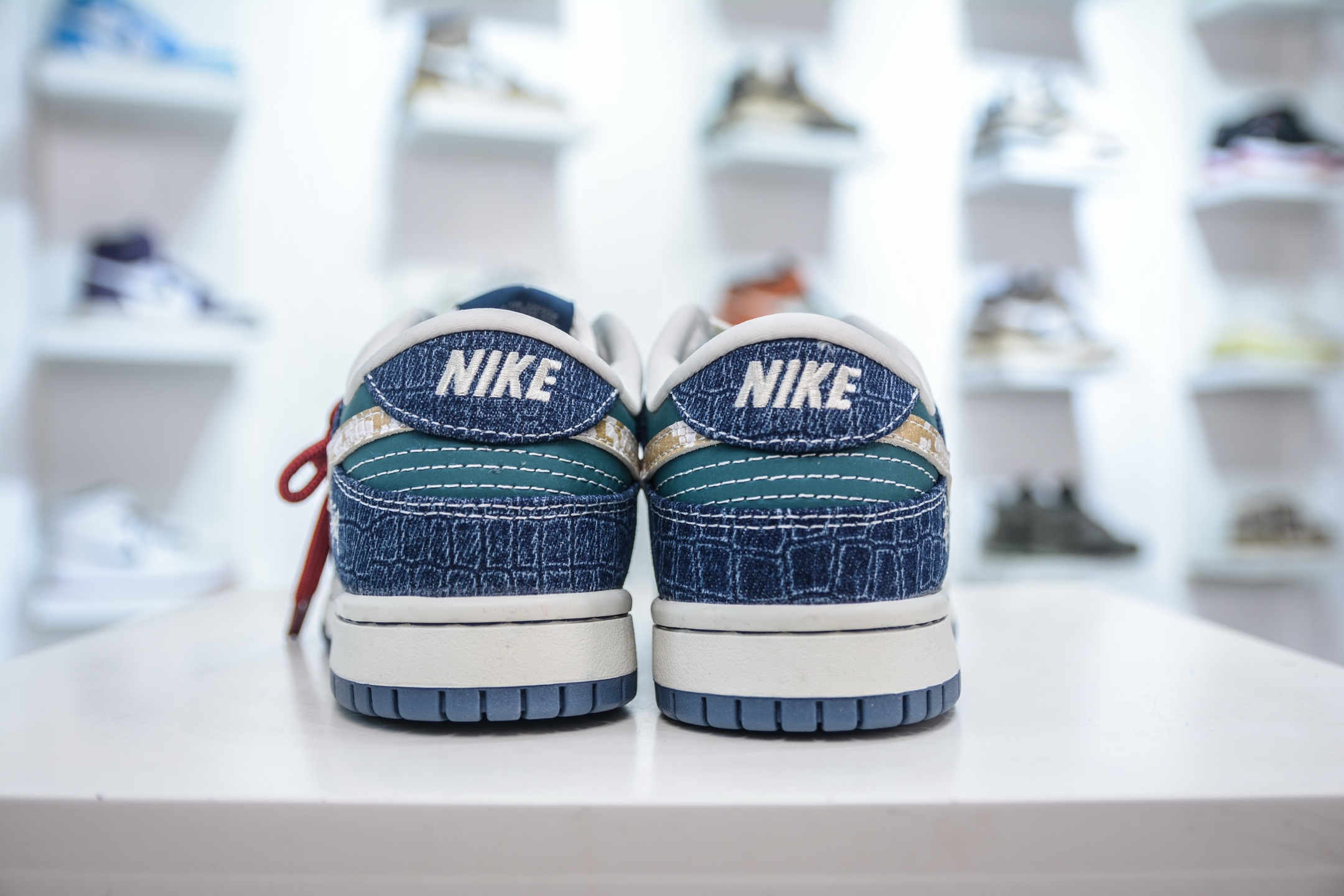 Stussy x NIKE Dunk Low 低帮蛇年限定 斯图西联名-藏青蓝米白蛇纹勾 CH8311-283