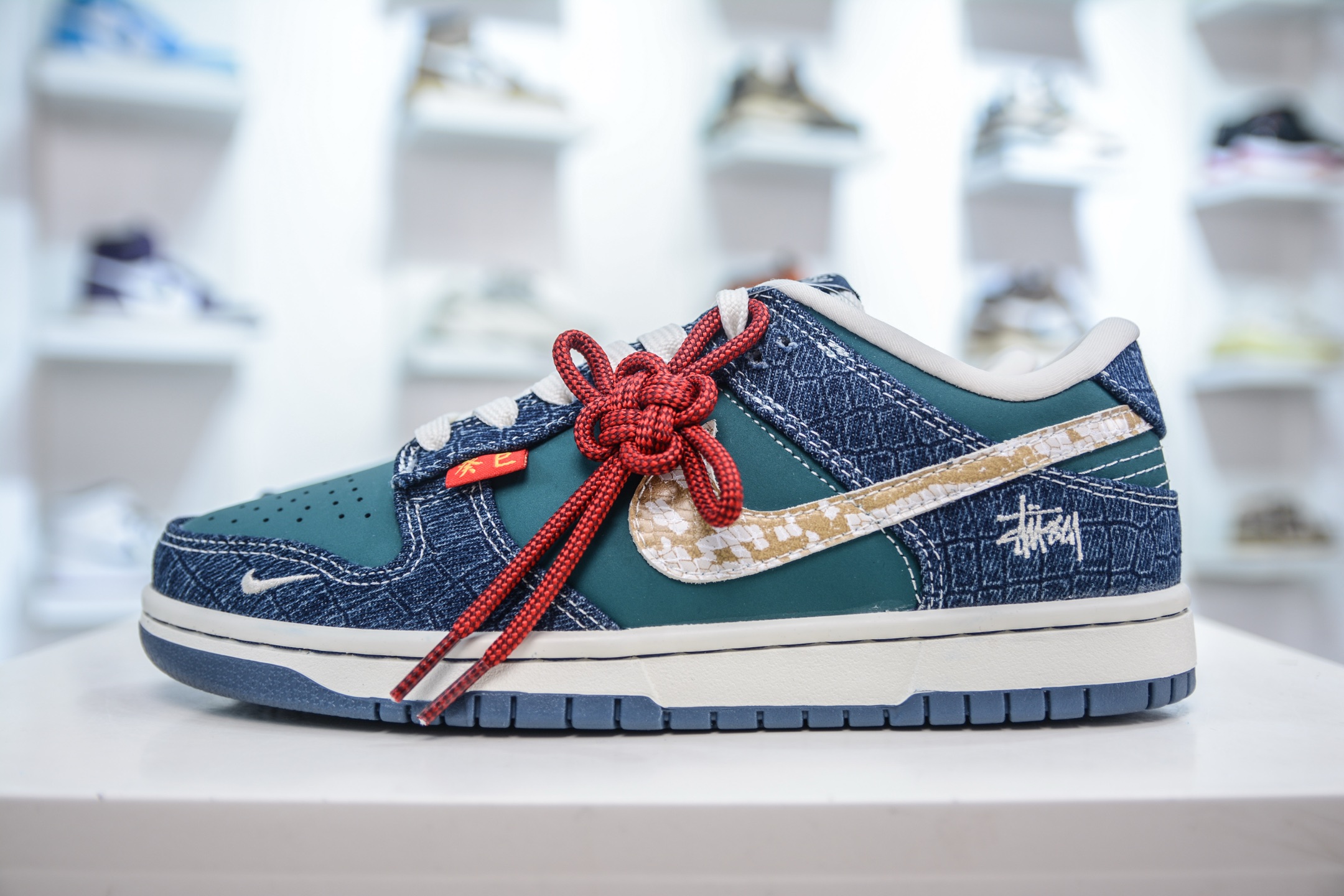 Stussy x NIKE Dunk Low 低帮蛇年限定 斯图西联名-藏青蓝米白蛇纹勾 CH8311-283