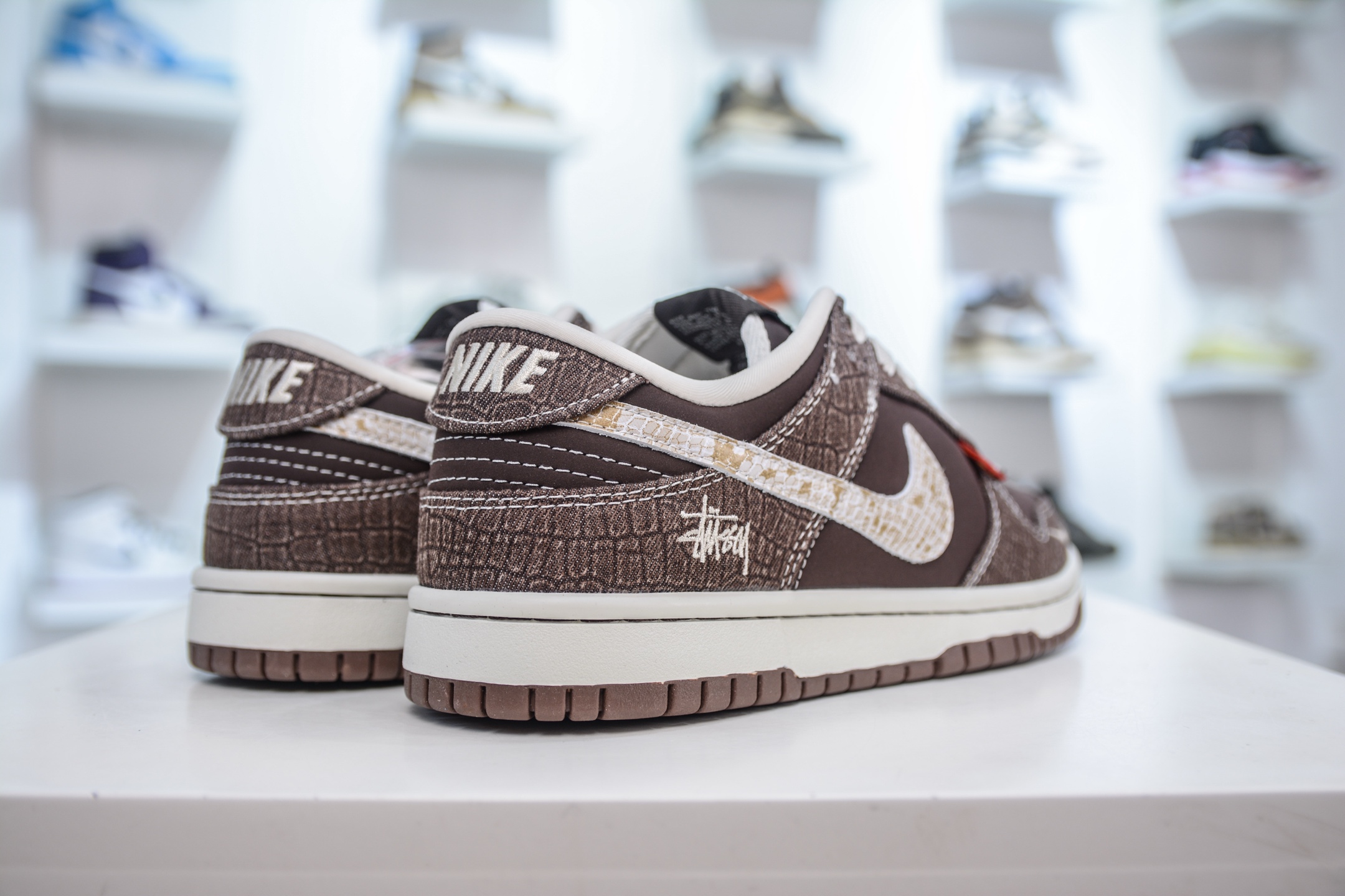 200 Stussy x NIKE Dunk Low 低帮蛇年限定 斯图西联名-棕米鳞纹 CH8311-281
